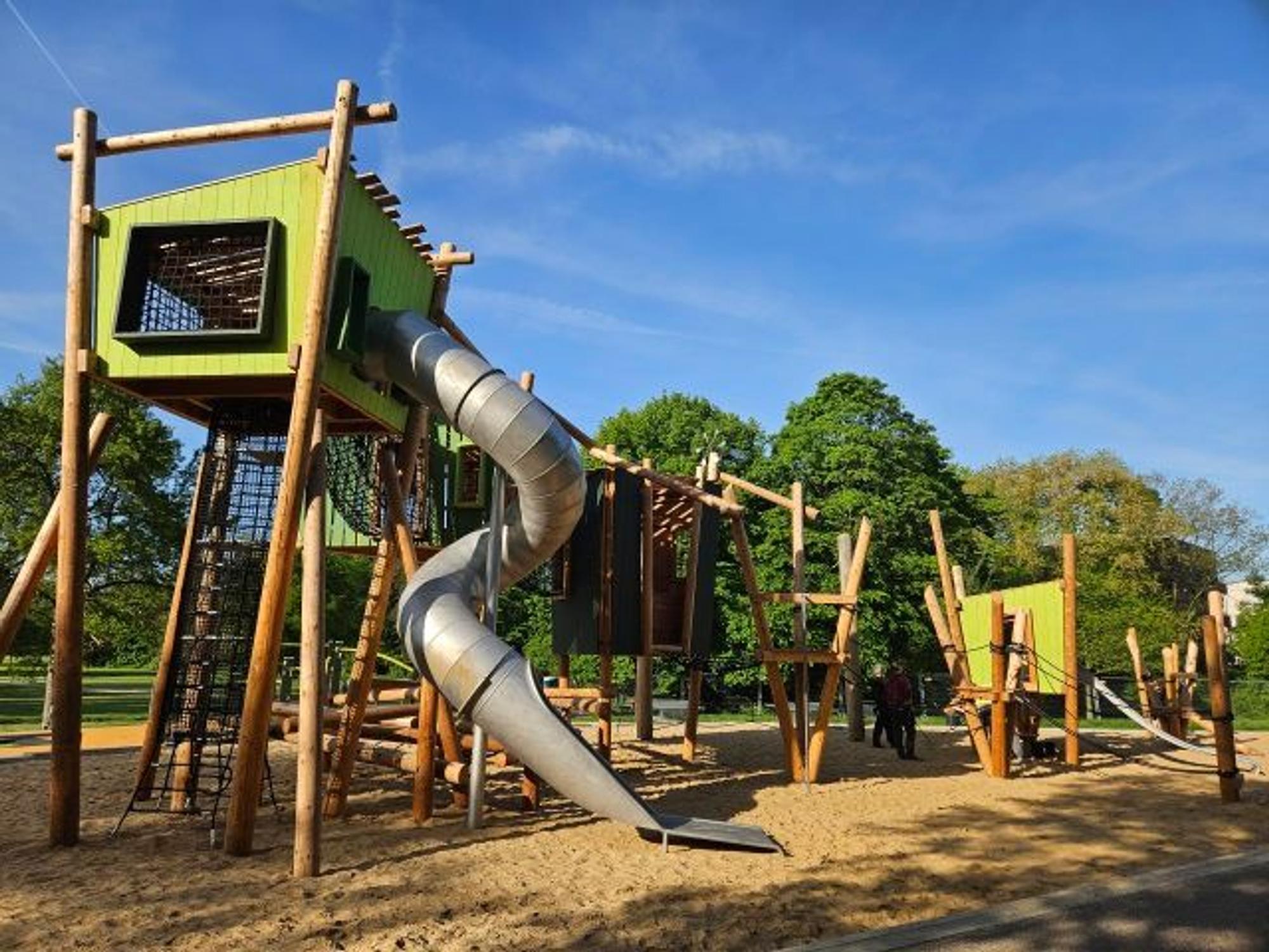Der neue Spielplatz im Johannes-Giesbert-Park