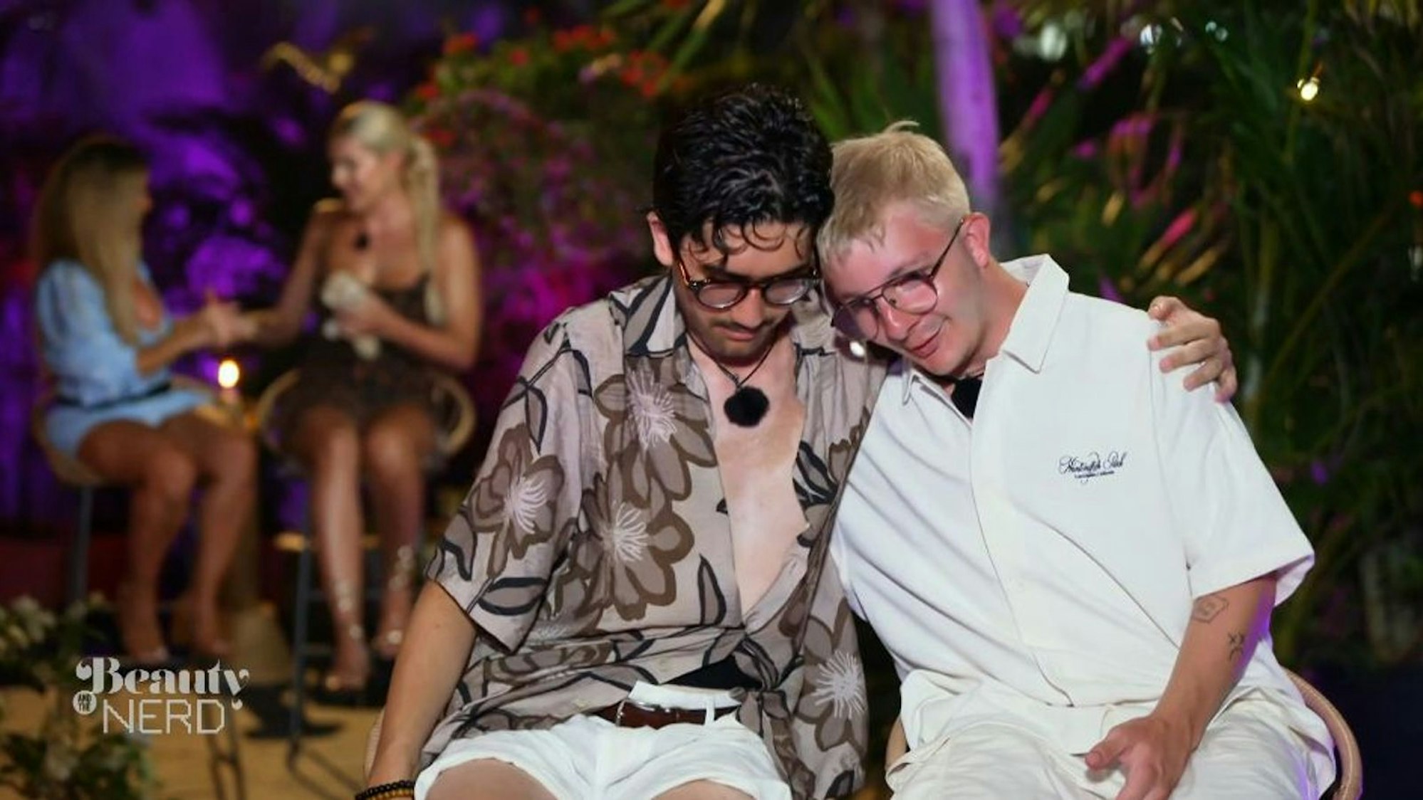 Laura und Sammy gewinnen im Exitquiz fünf zu drei gegen Maria und Darius. Damit ist für letztere die Reise kurz vor dem Finale zu Ende. (Bild: Joyn)