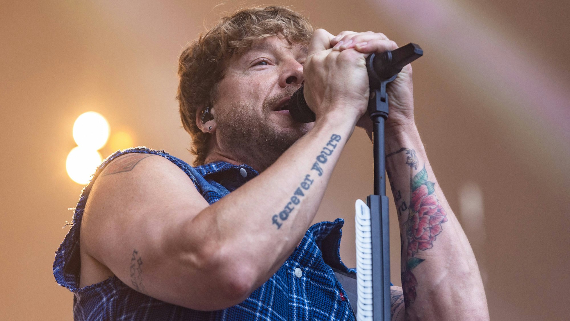 Samu Haber auf dem KunstRasen Bonn.