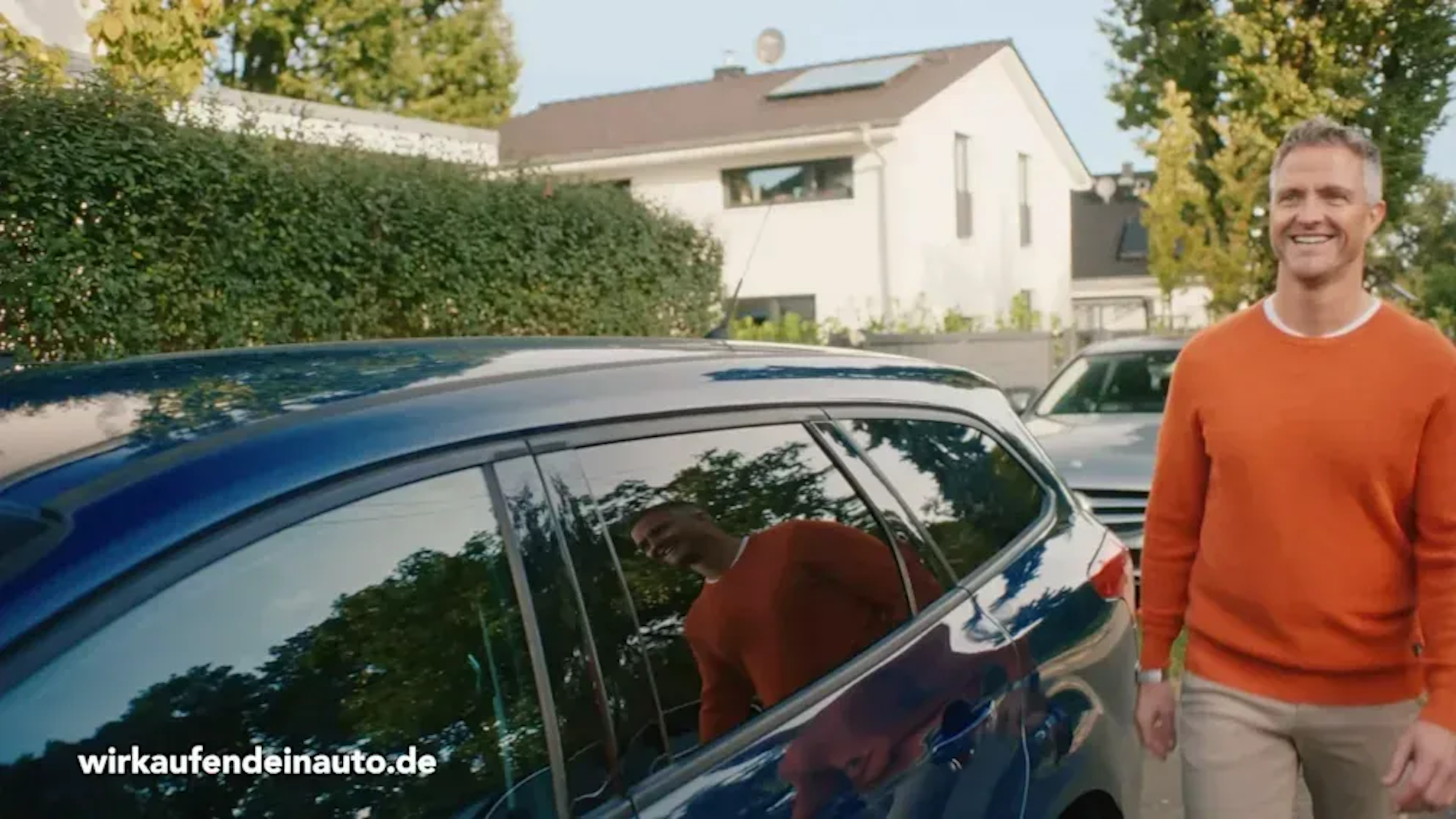 Ralf Schumacher in seinem Werbespot mit wirkaufendeinauto.de.