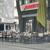 Der zugemüllte Burger King auf dem Hohenzollernring
