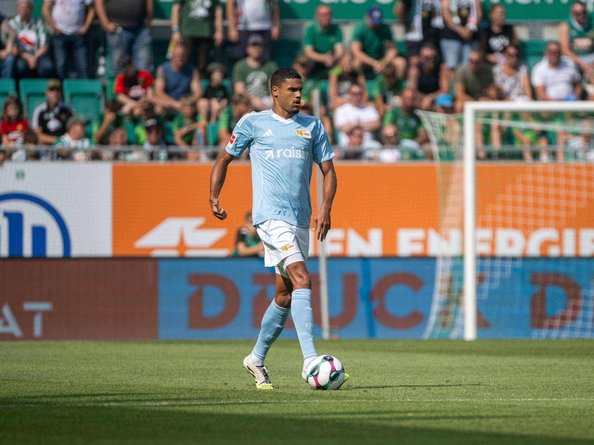 Danilho Doekhi im Test gegen Rapid Wien.