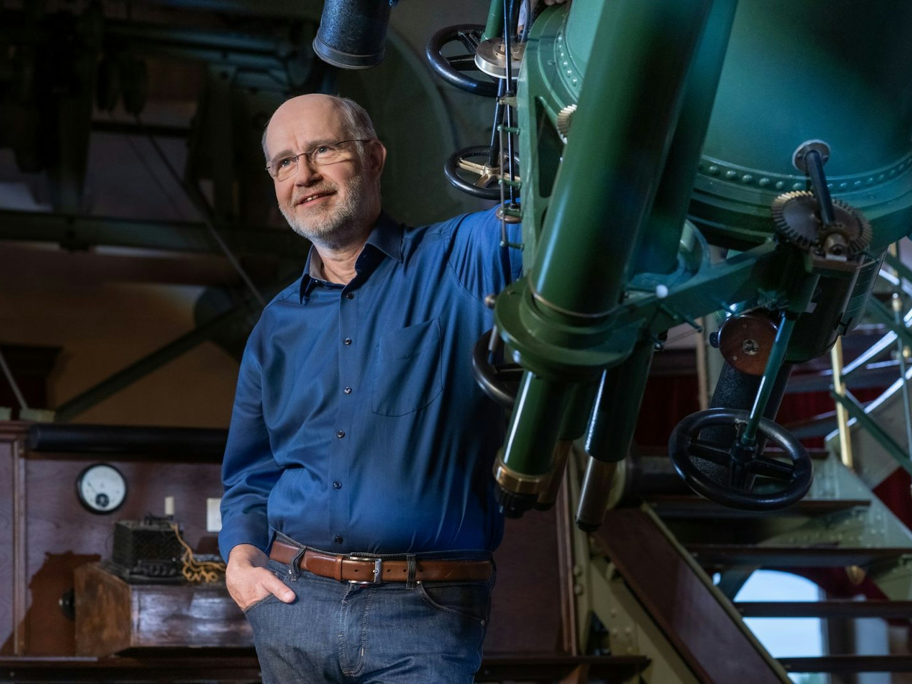 Faszination Universum: Harald Lesch ist seit 30 Jahren Professor für Astrophysik an der Ludwig-Maximilians-Universität. (Bild: ZDF / Claudius Pflug)