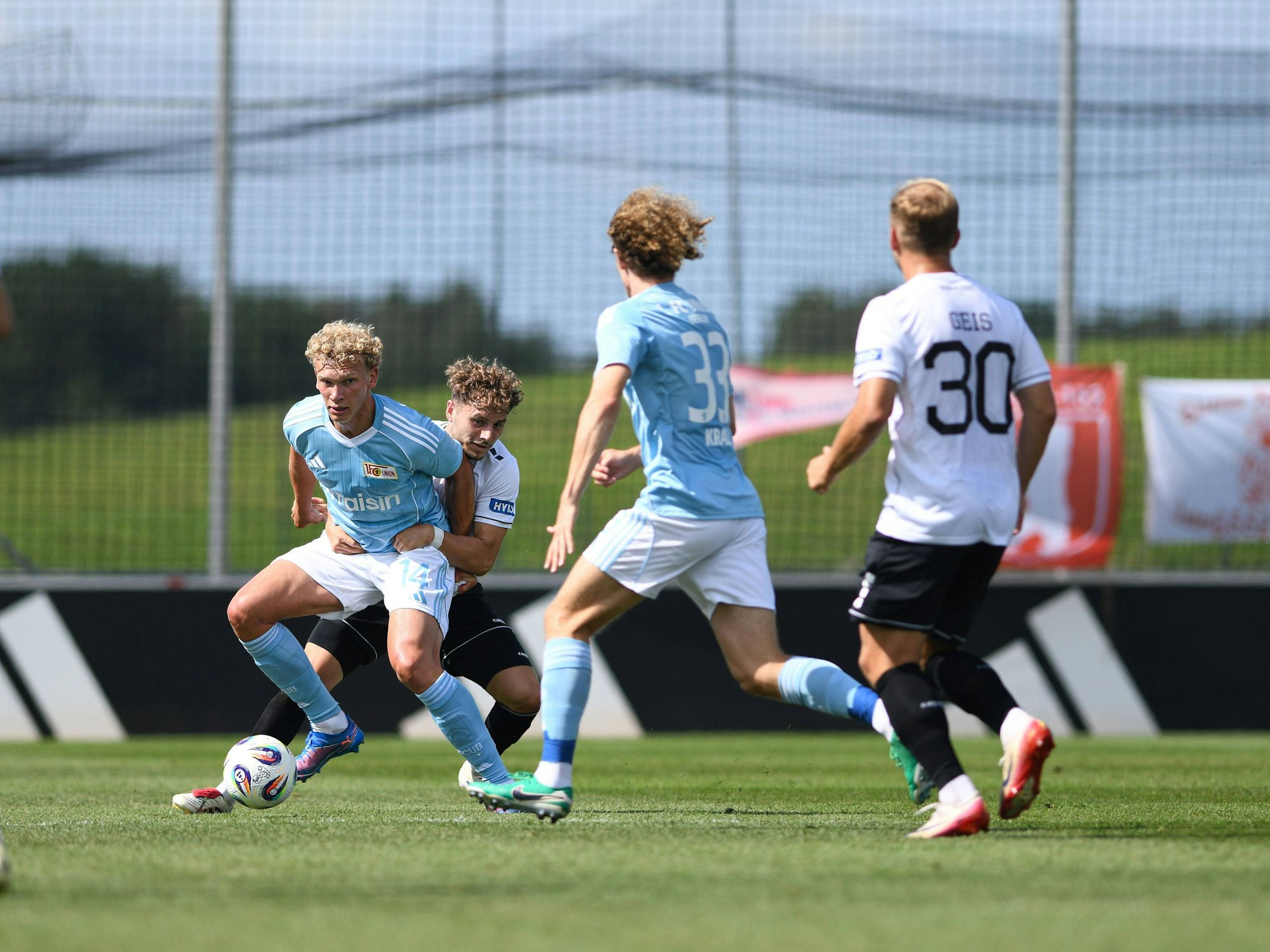 Union Berlin testet gegen Schweinfurt.