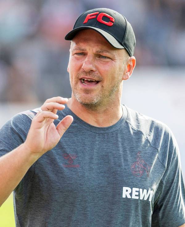 Lukas Kwasniok beim Testspiel gegen Fortuna Köln.