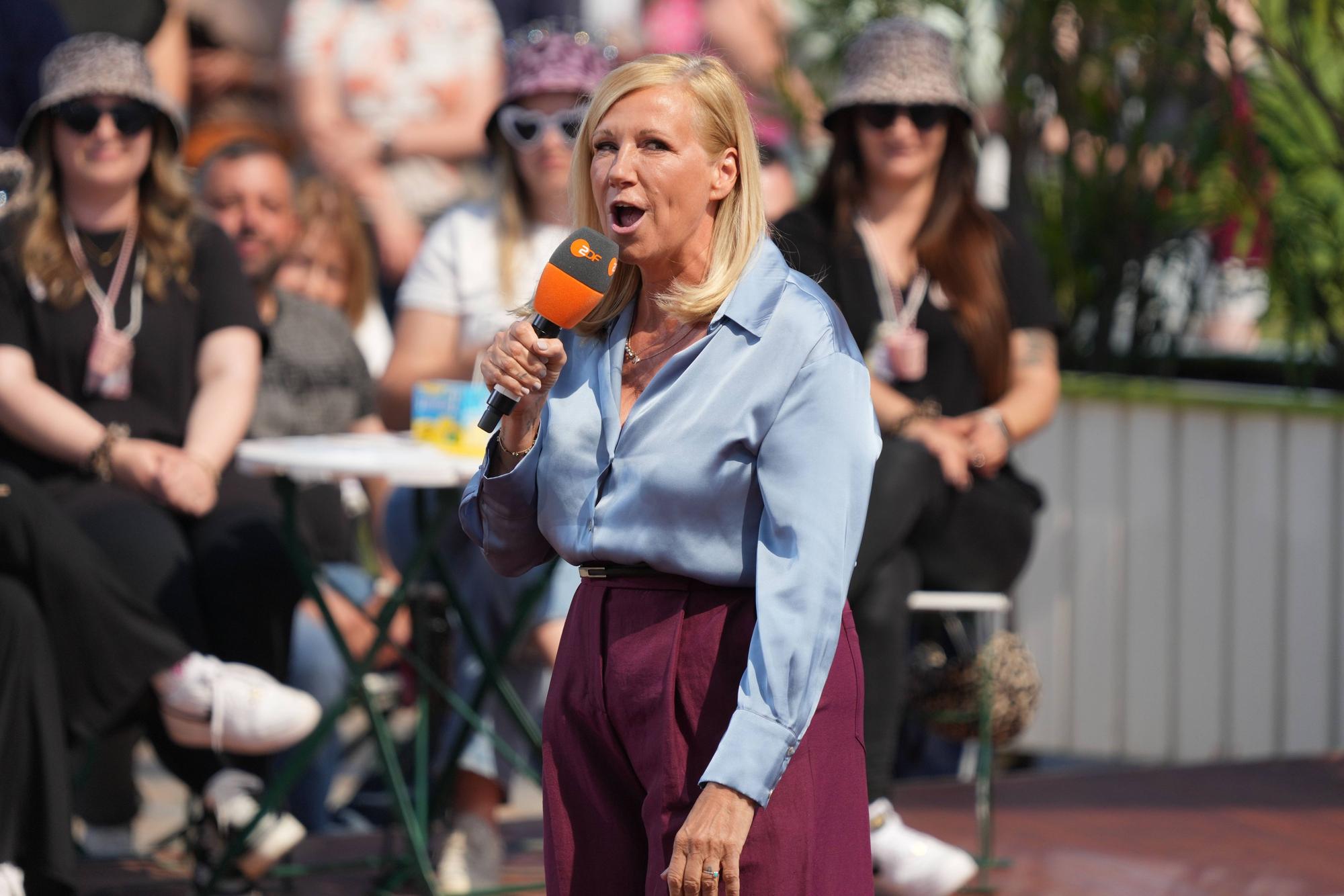 Andrea Kiewel im ZDF Fernsehgarten