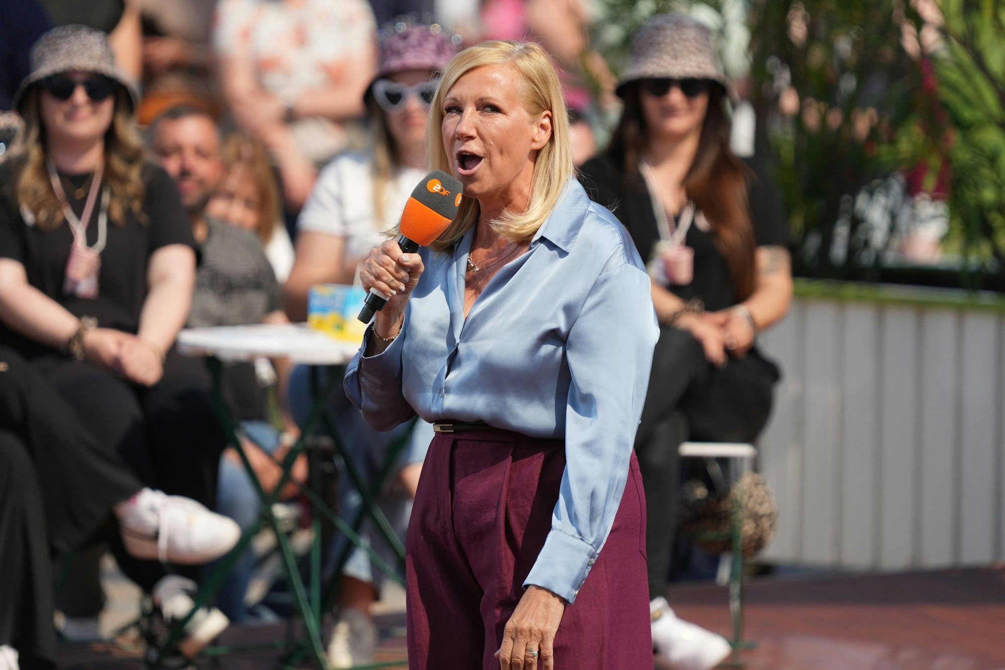 Andrea Kiewel im ZDF Fernsehgarten