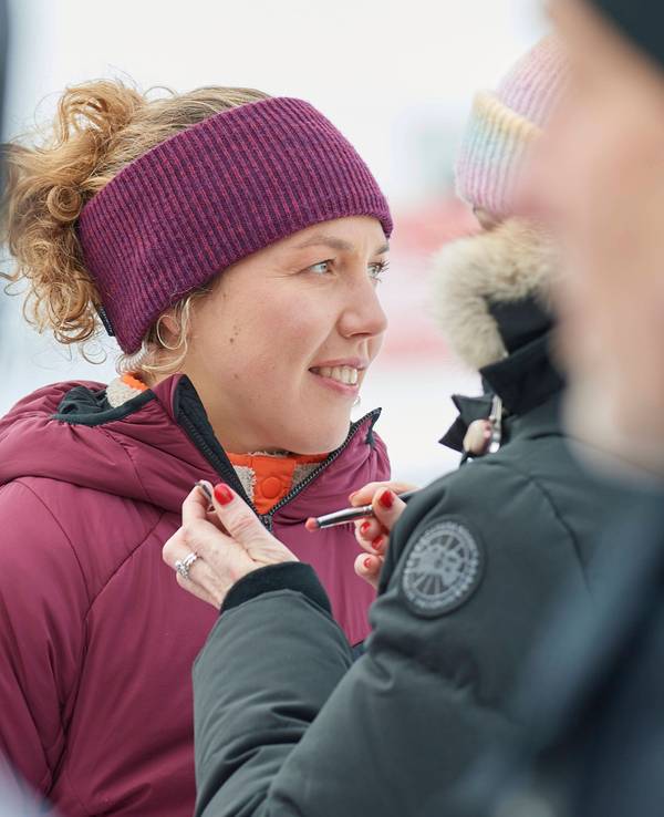 Laura Dahlmeier beim Biathlon-Weltcup in Lenzerheide als TV-Expertin.