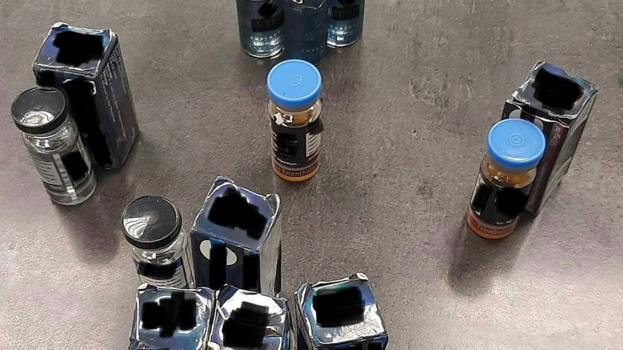 Bundespolizei findet 15 Ampullen Testosteron