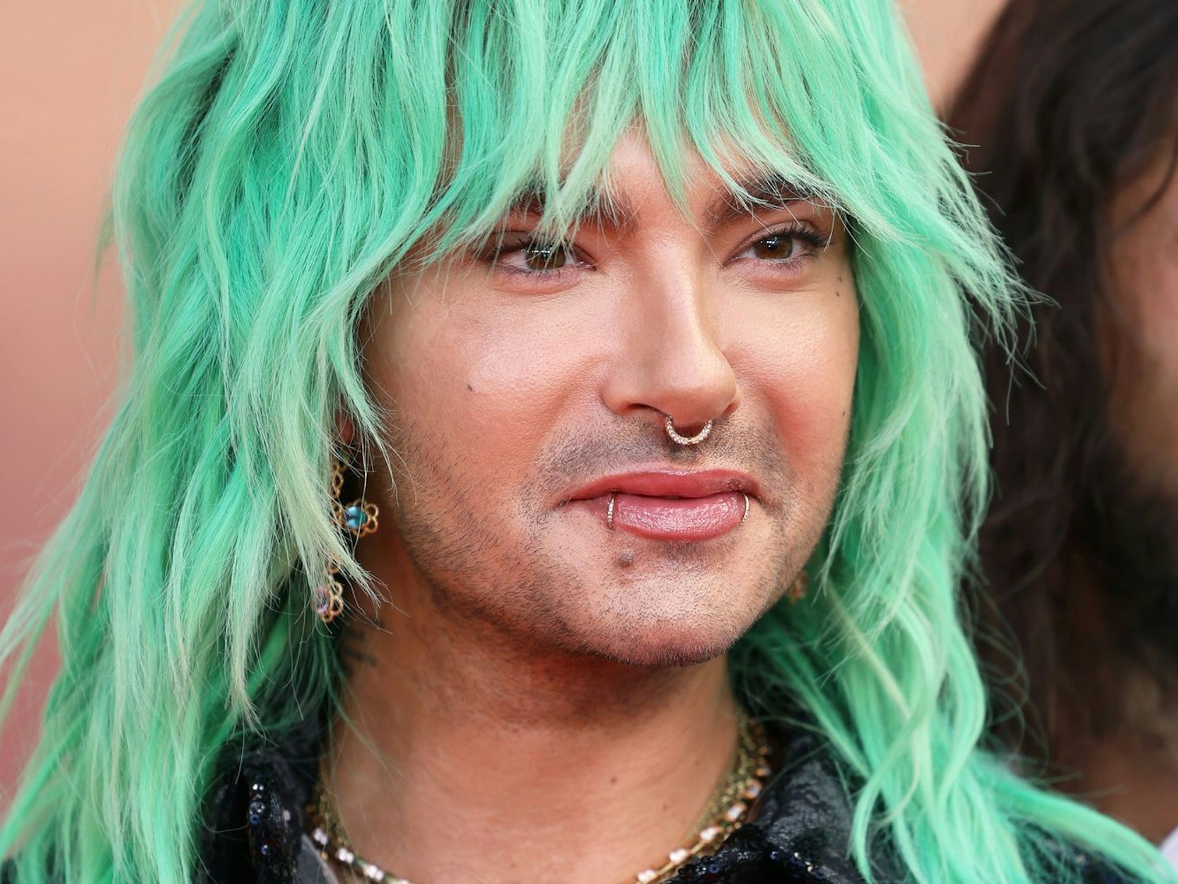 Im Podcast „Kaulitz Hills - Senf aus Hollywood“ äußerte sich Bill Kaulitz zu den Gerüchten um seinen Beziehungsstatus. (Bild: 2025 Getty Images/Gerald Matzka)