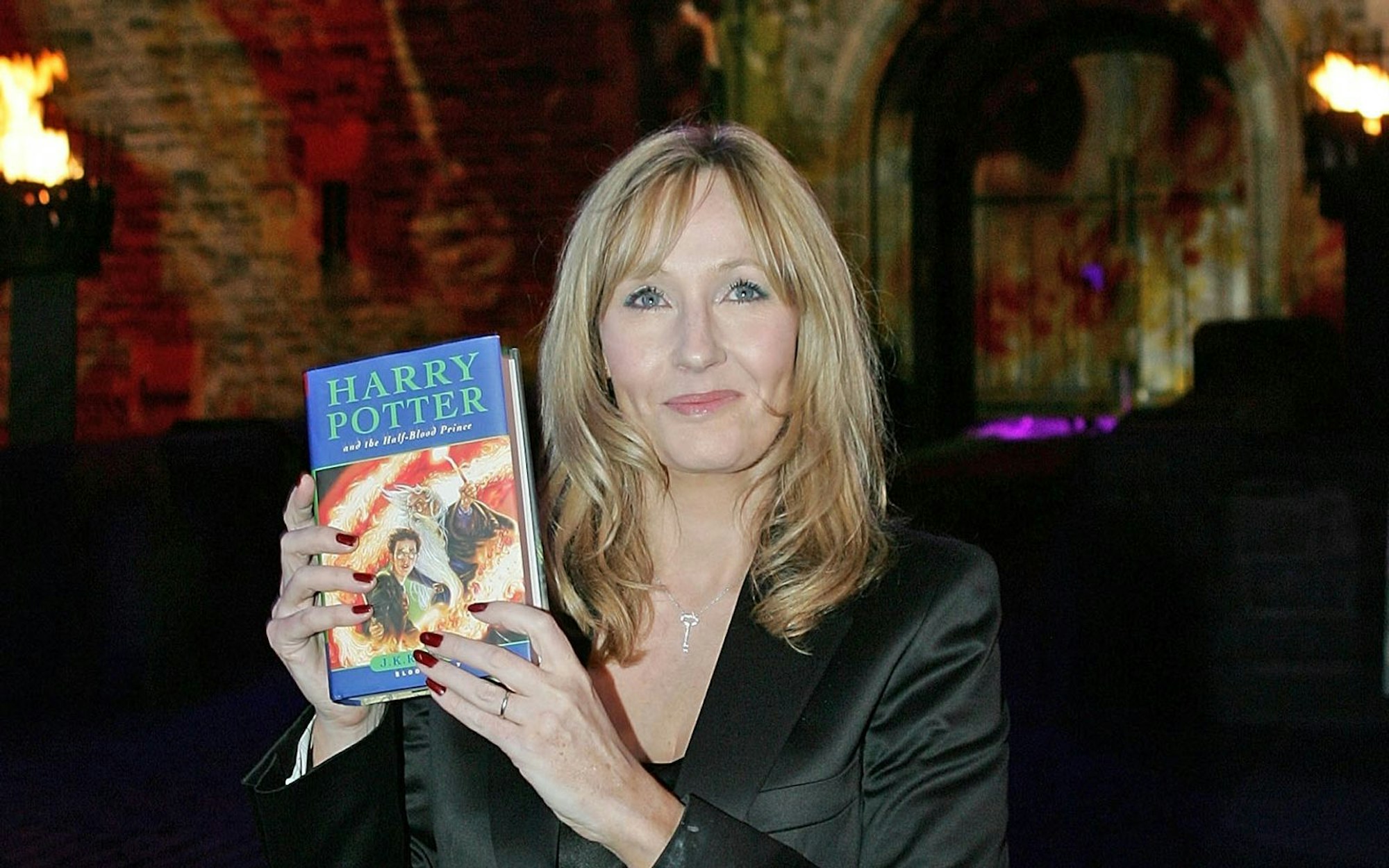 J.K. Rowling begeisterte Millionen mit der Geschichte von Zauberer Harry Potter. Die magische Welt und ihre Charaktere sind bis heute weltweit bekannt. (Bild: 2005 Getty Images/Christopher Furlong)