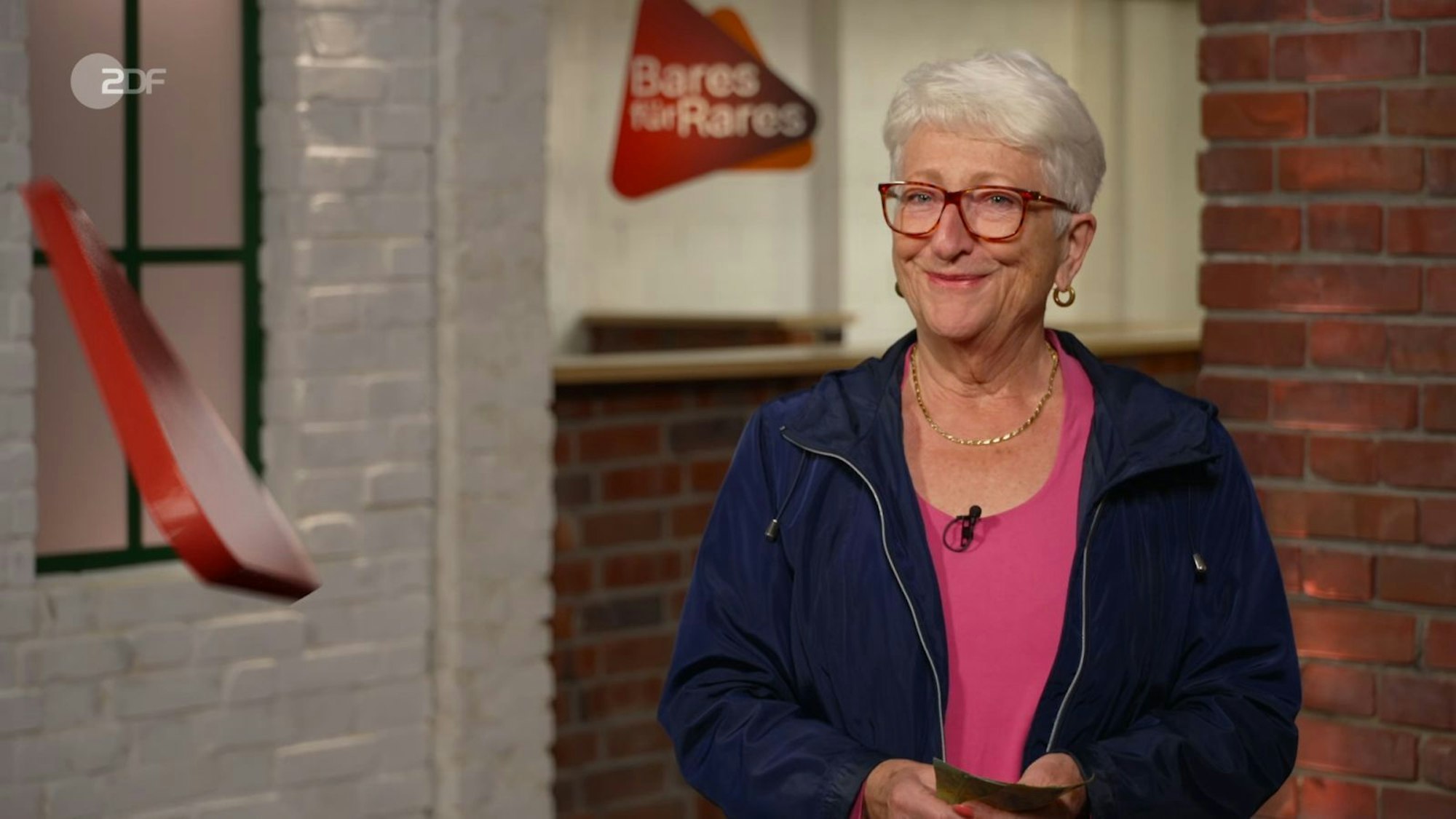Ilona hatte nach dem Deal feuchte Augen: „Damit habe ich nicht gerechnet! Unglaublich! Toll!“ (Bild: ZDF)