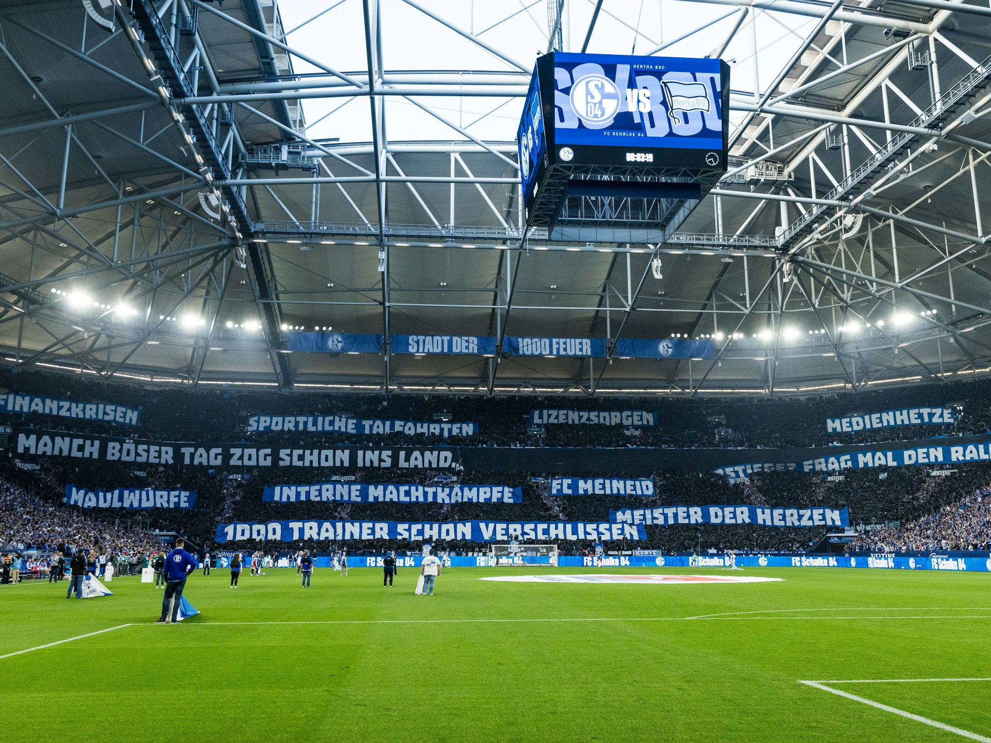 Die Nordkurve der Schalker Fans.