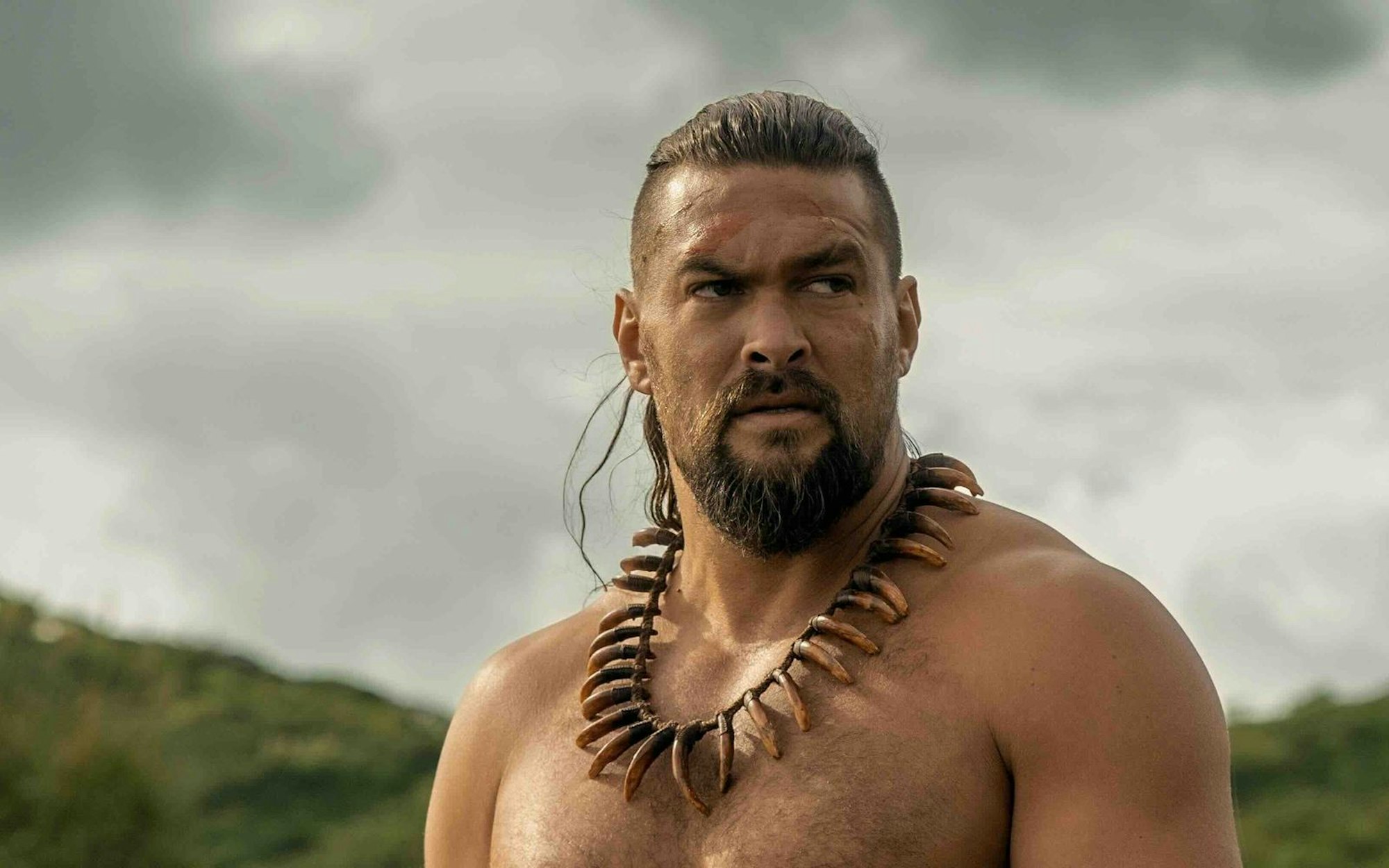In „Chief of War“ fühlte sich Hauptdarsteller Jason Momoa männlich wie nie. (Bild: Apple TV+)
