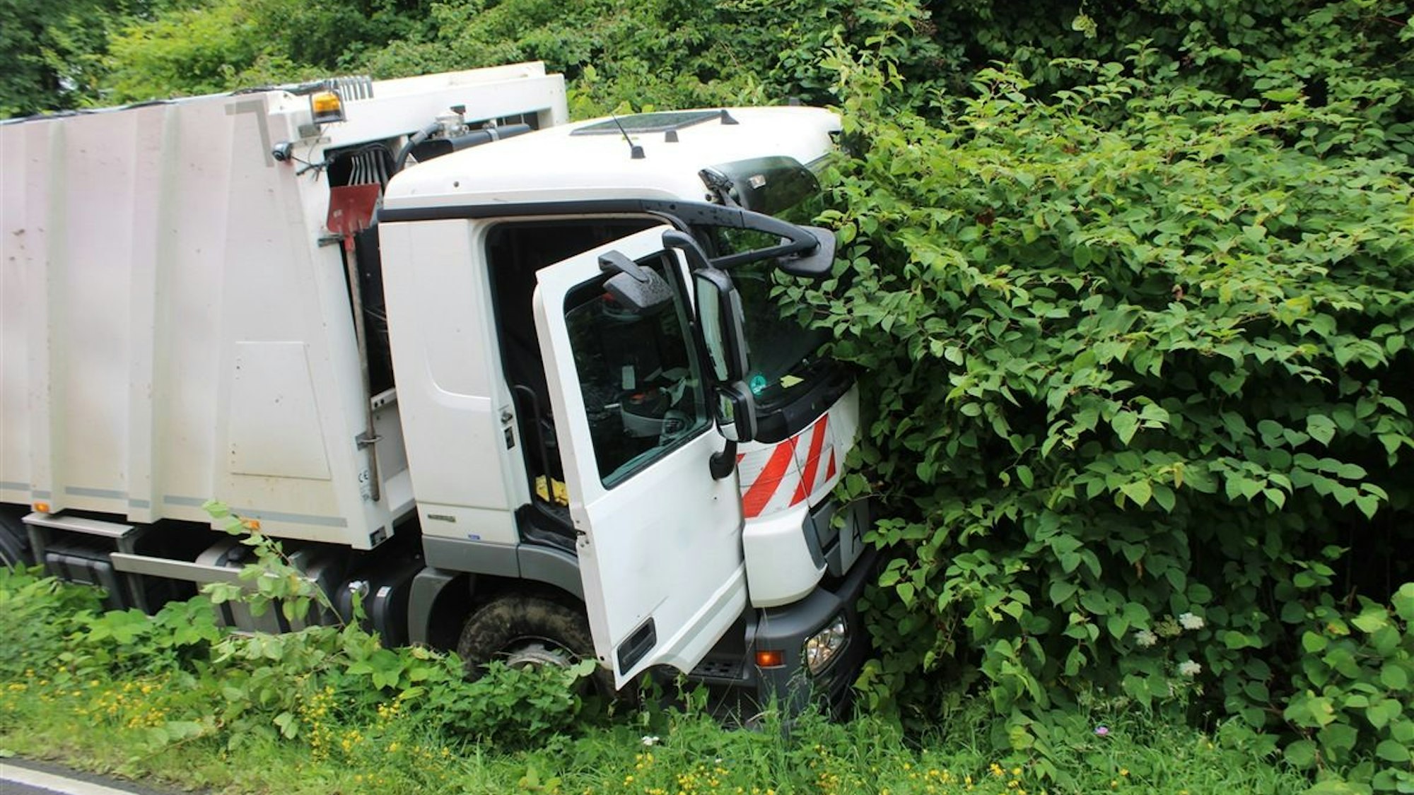 Unfallstelle auf der Dellmannstraße in Wermelskirchen.