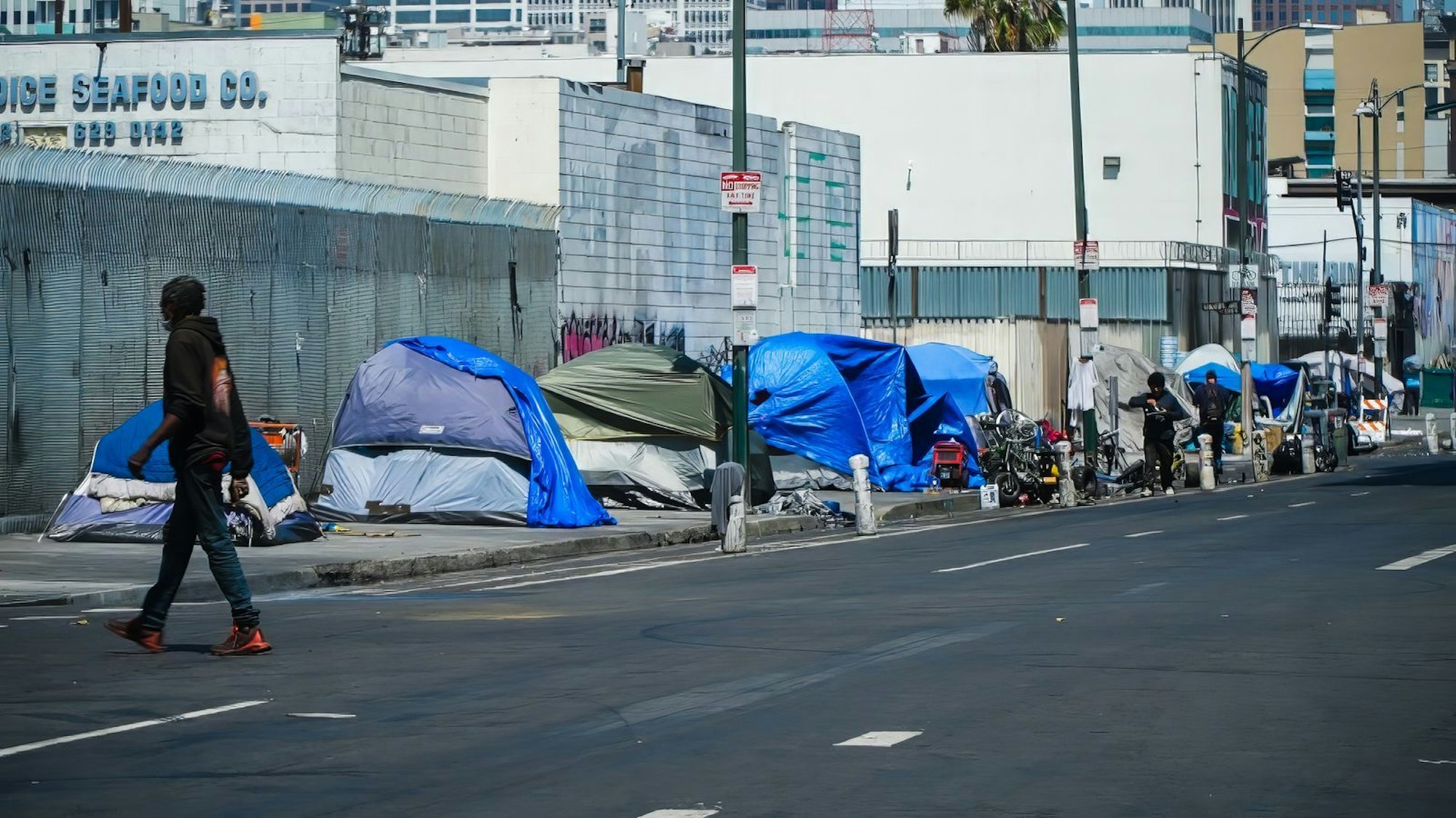 Das Armenviertel „Skid Row“ hat die höchste Obdachlosendichte in den USA. (Bild: ZDF/ Impala Production)