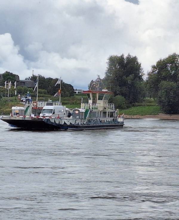 Die Rheinfähre zwischen Düsseldorf-Kaiserswerth und Meerbusch-Langst-Kierst wird nach Jahrhunderten wohl zum Jahresende eingestellt.