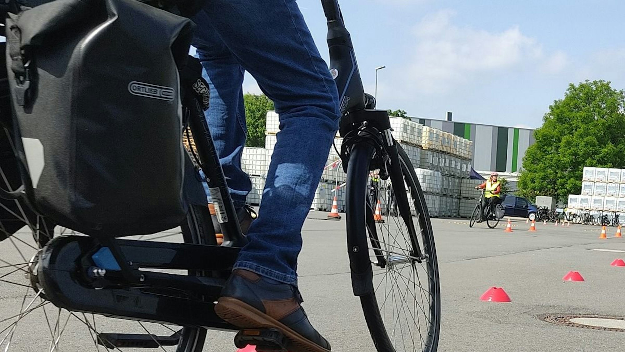 Sicher und souverän unterwegs - Pedelec-Training (E-Bike) der Polizei Krefeld für mehr Fahrfreude und Sicherheit