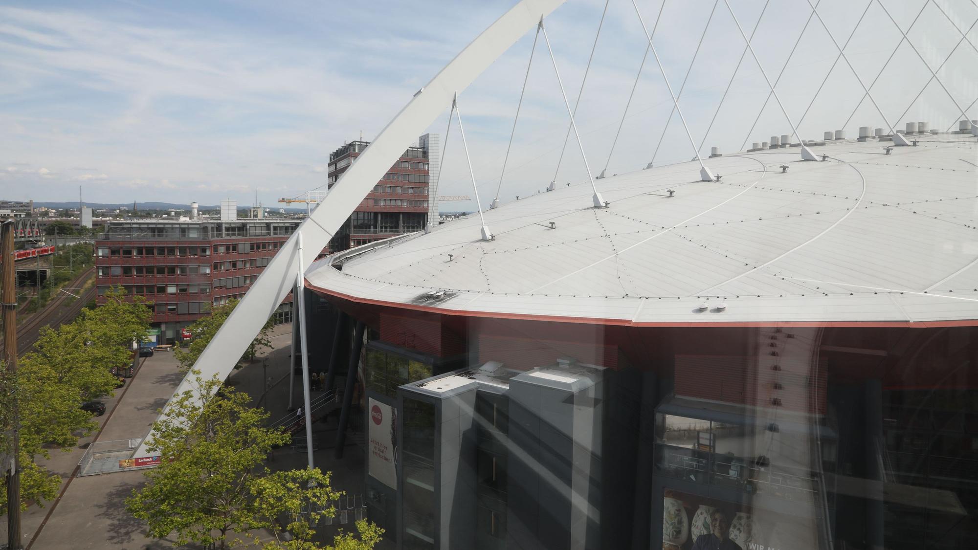 Blick auf die Kölner Lanxess-Arena.