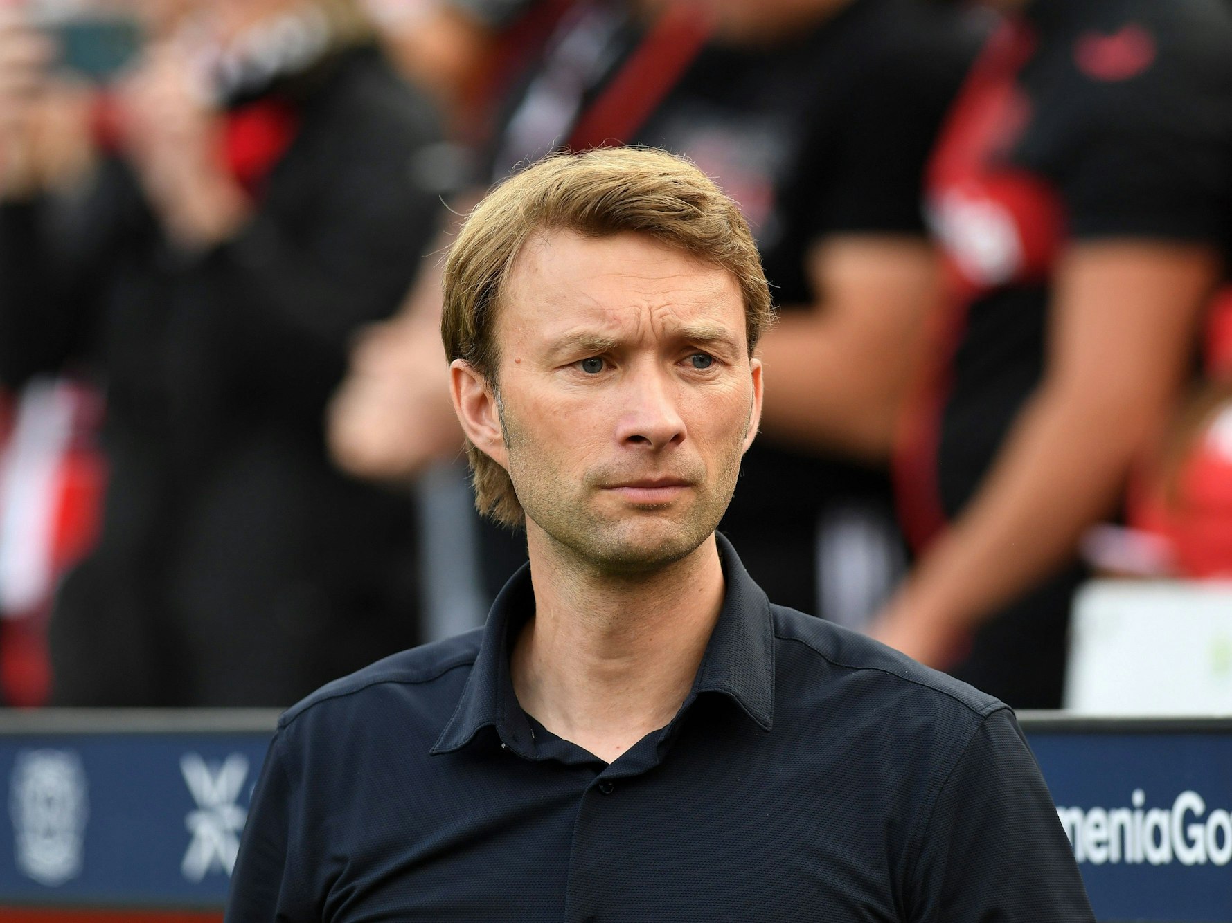 Bayer-Boss Simon Rolfes hat mit dem XXL-Umbruch bei Bayer Leverkusen alle Hände voll zu tun.