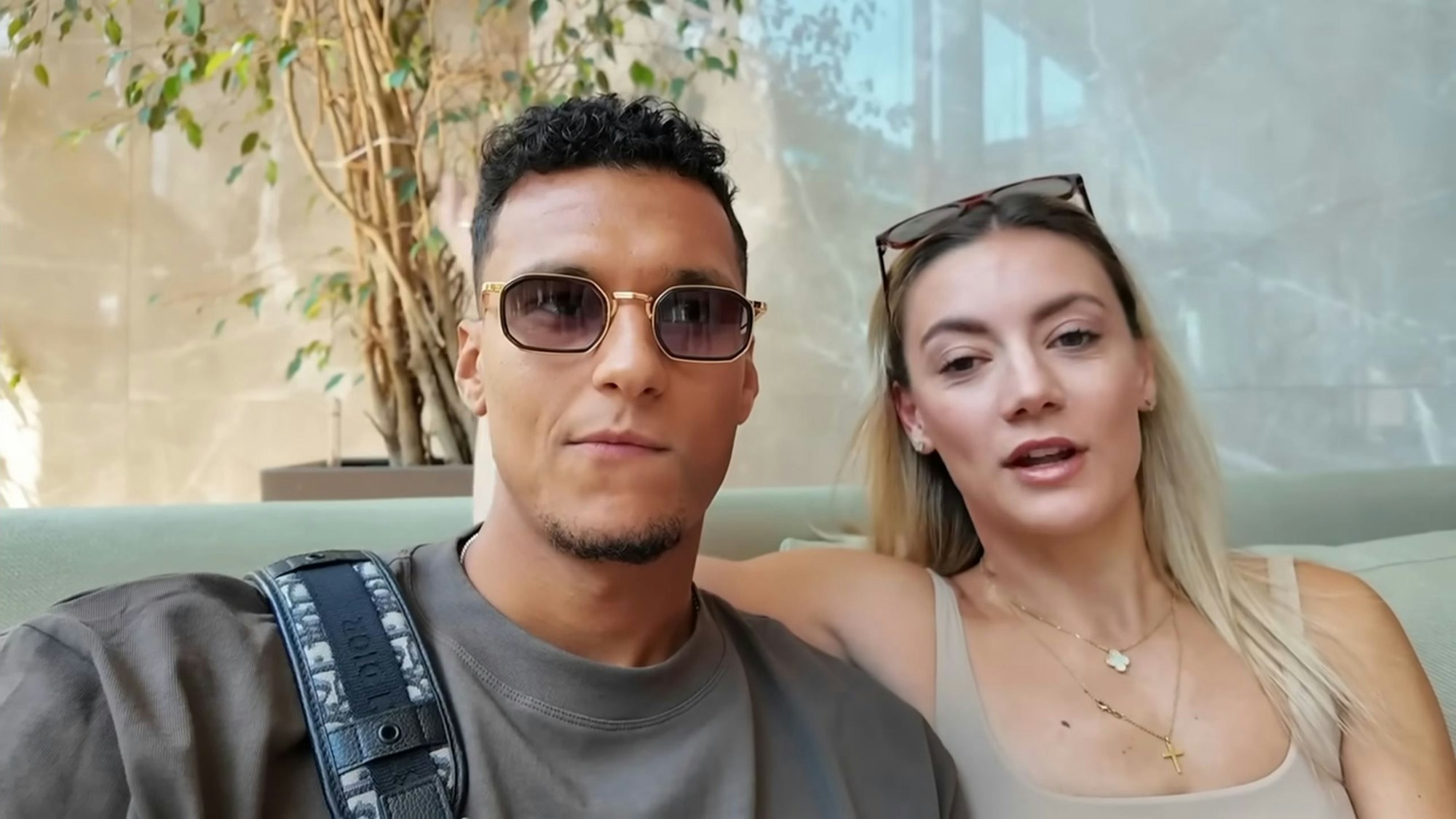 Davie und Evelyn Selke im gemeinsamen YouTube-Video zum Umzug in die Türkei.