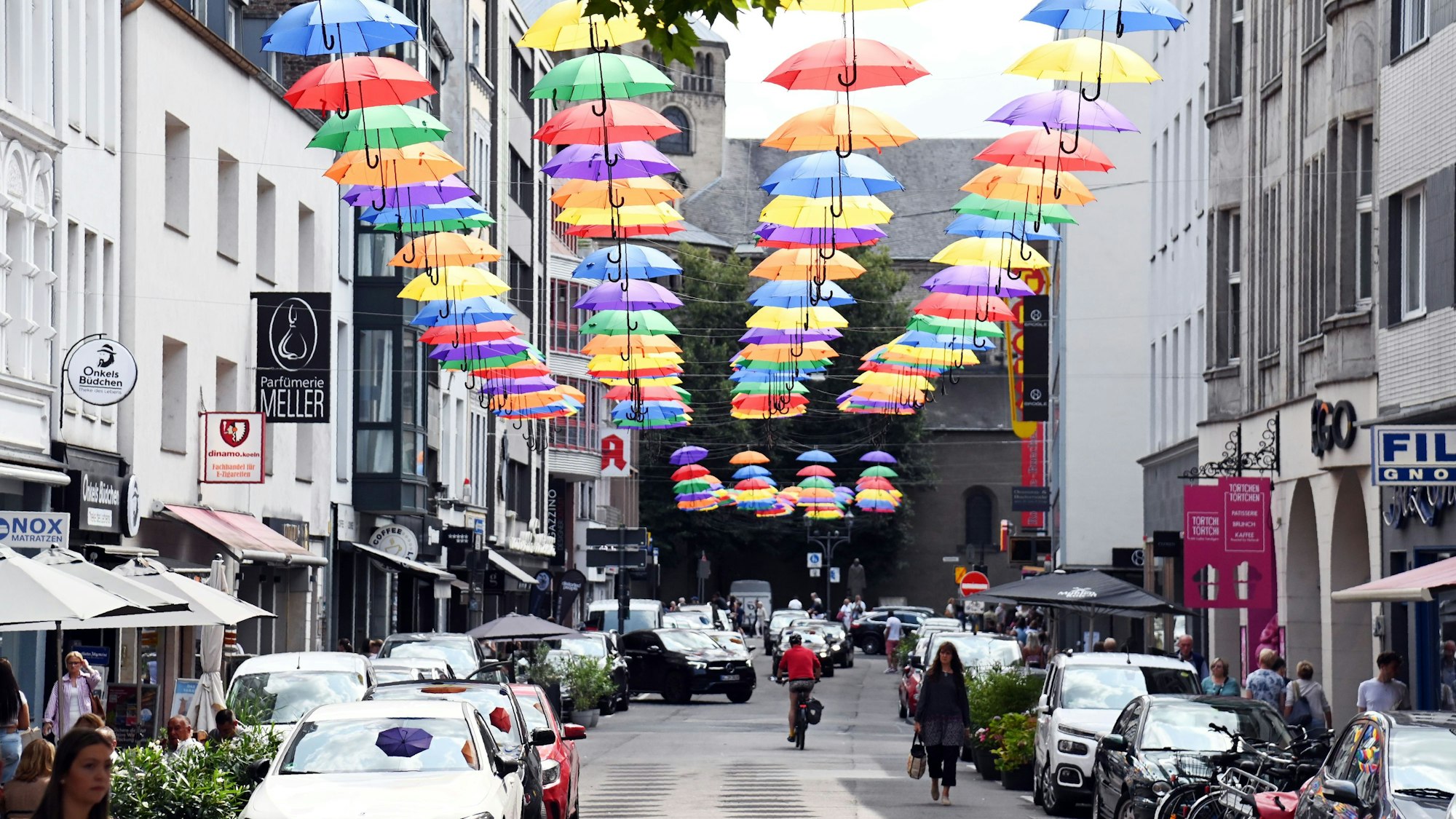 Die Apostelnstraße in Köln