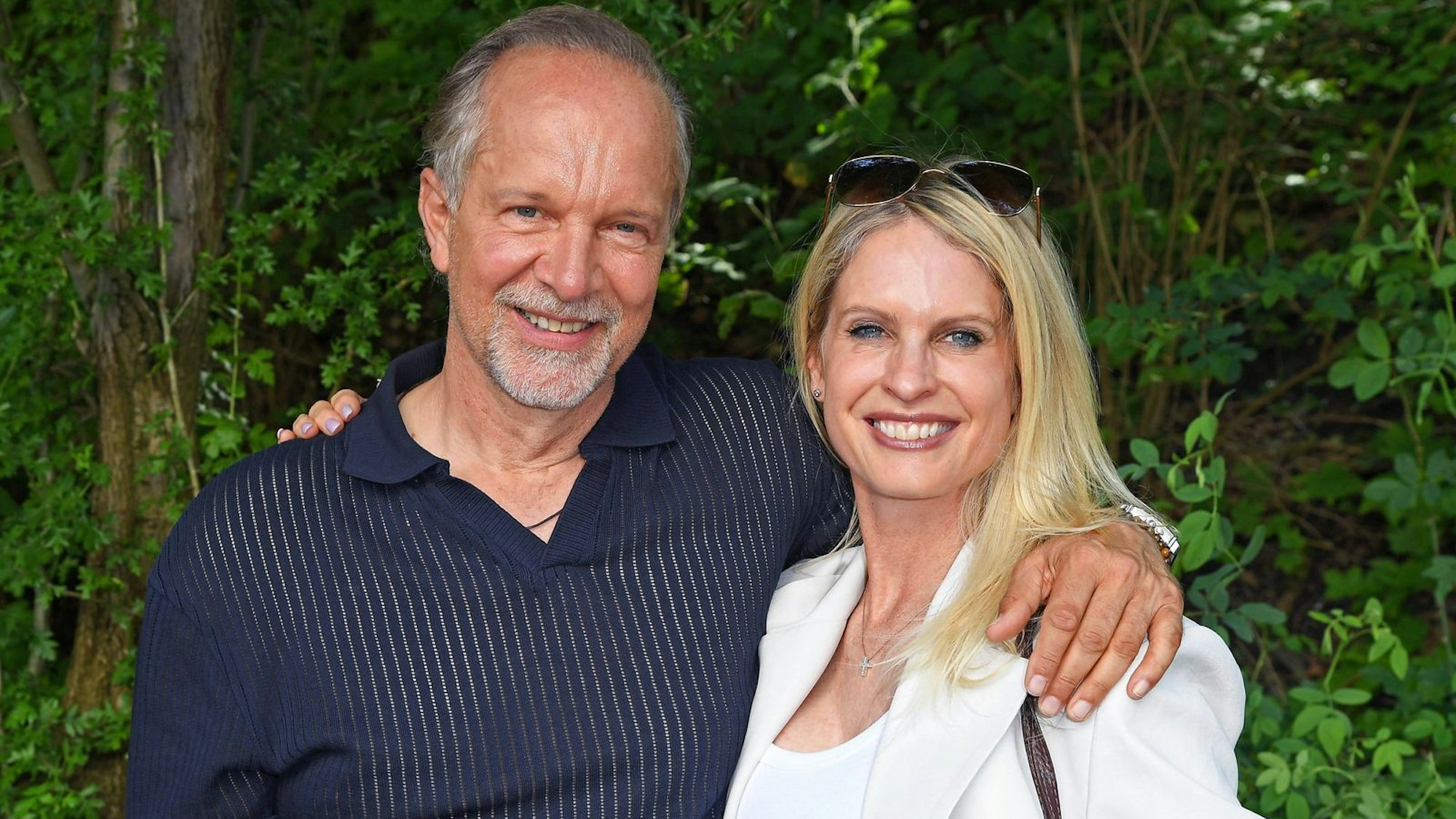Auch „Balko“-Star Jochen Horst und seine Frau Tina Horst ziehen ins „Sommerhaus“. (Bild: IMAGO / Gartner)