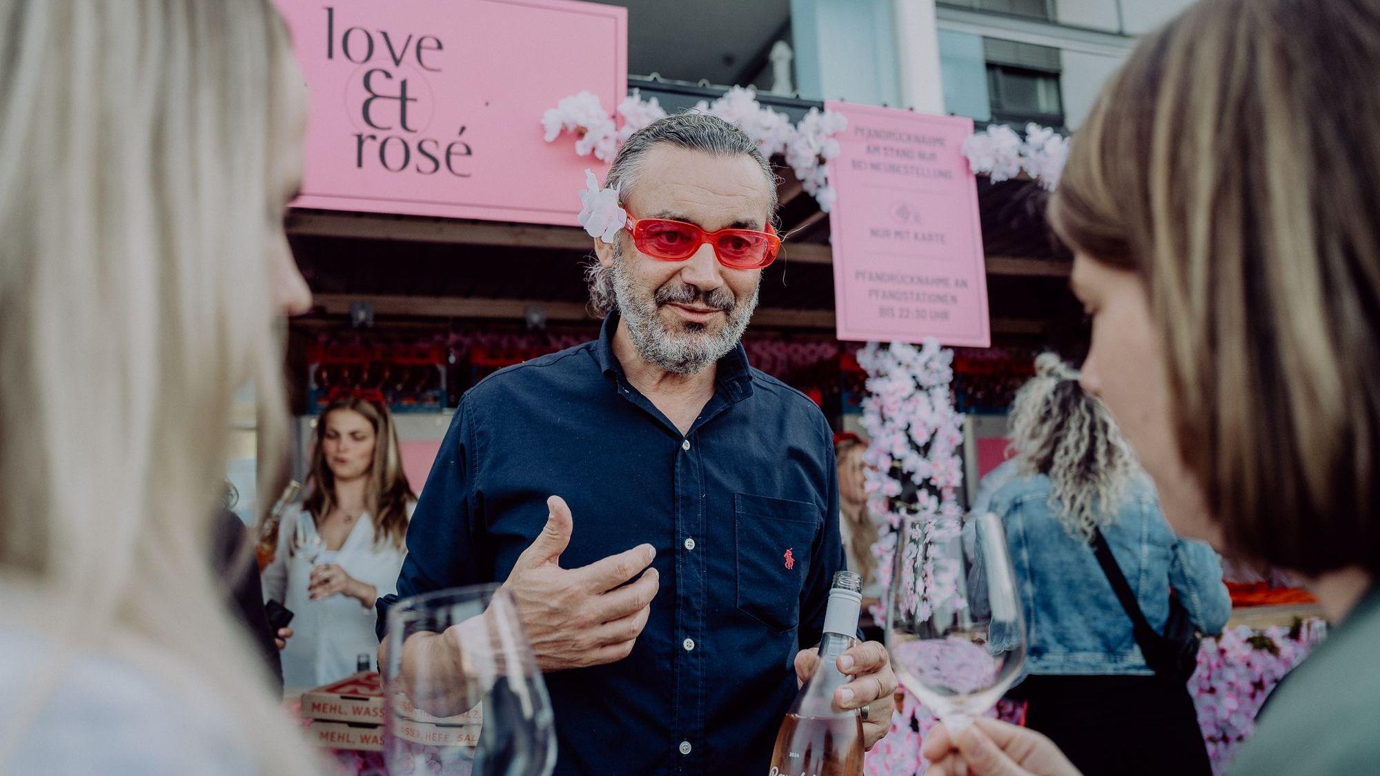 Blick auf den Stand von Love & Rosé.