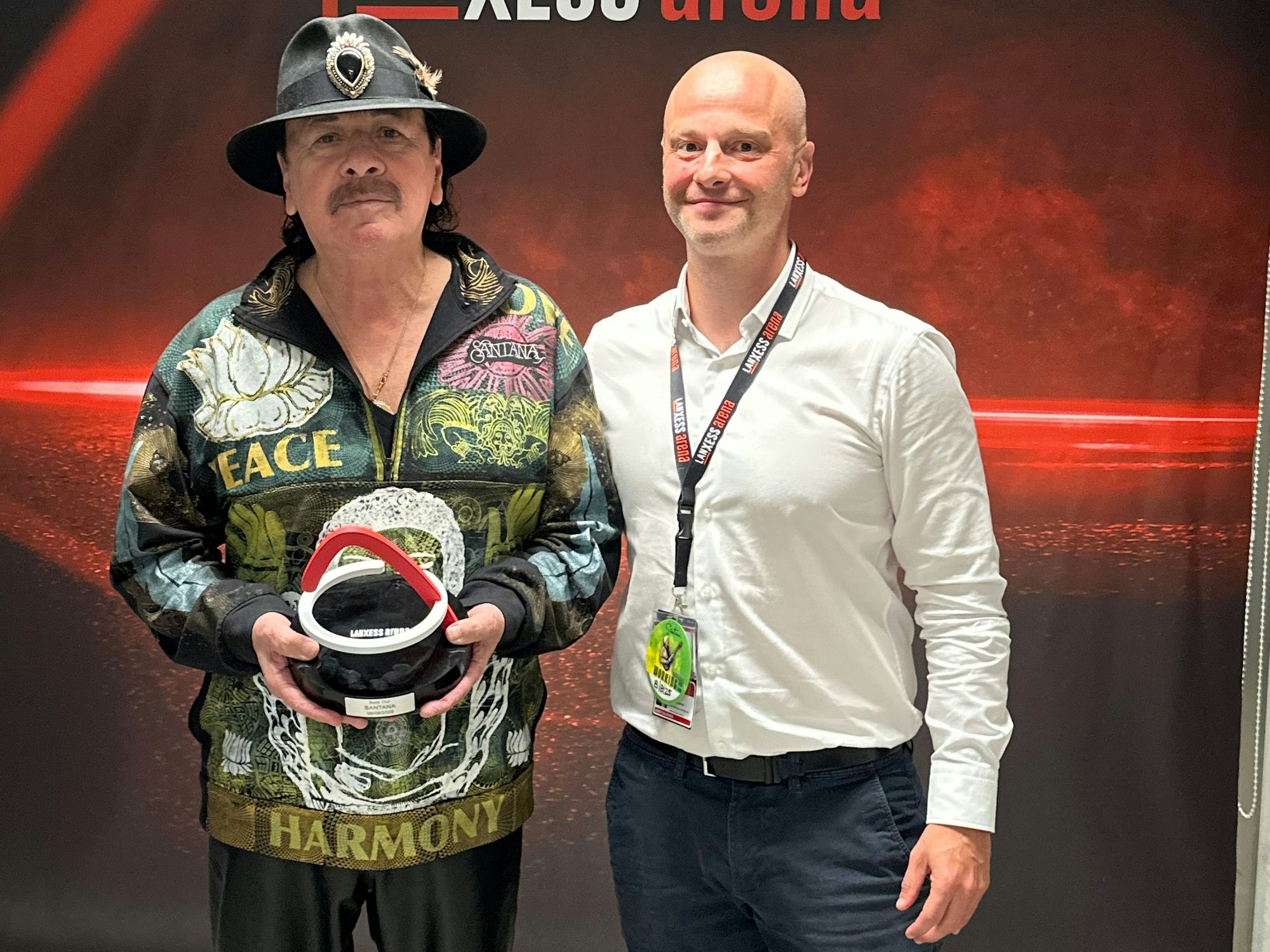 Carlos Santana neben Tomasz Grenke.