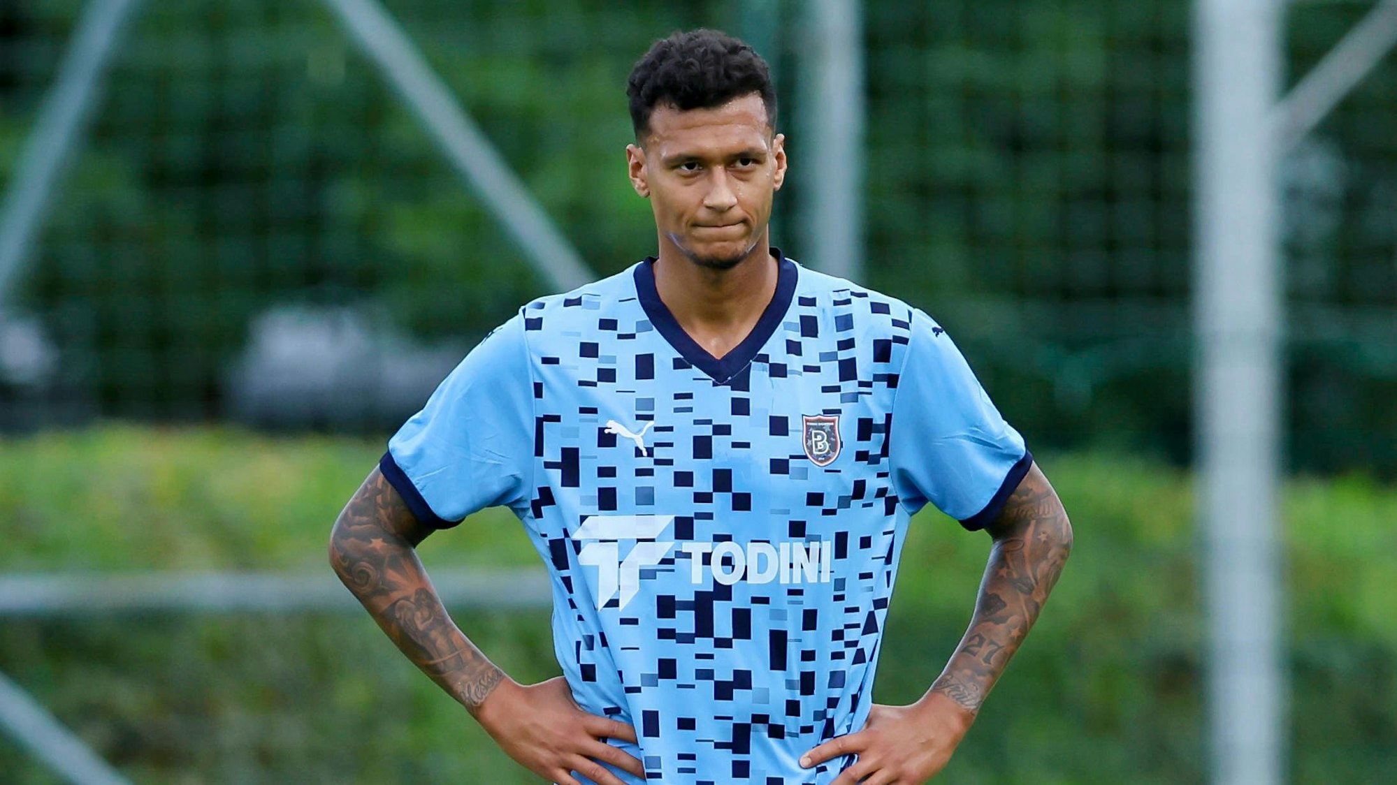 Davie Selke im Trikot von Basaksehir Istanbul.