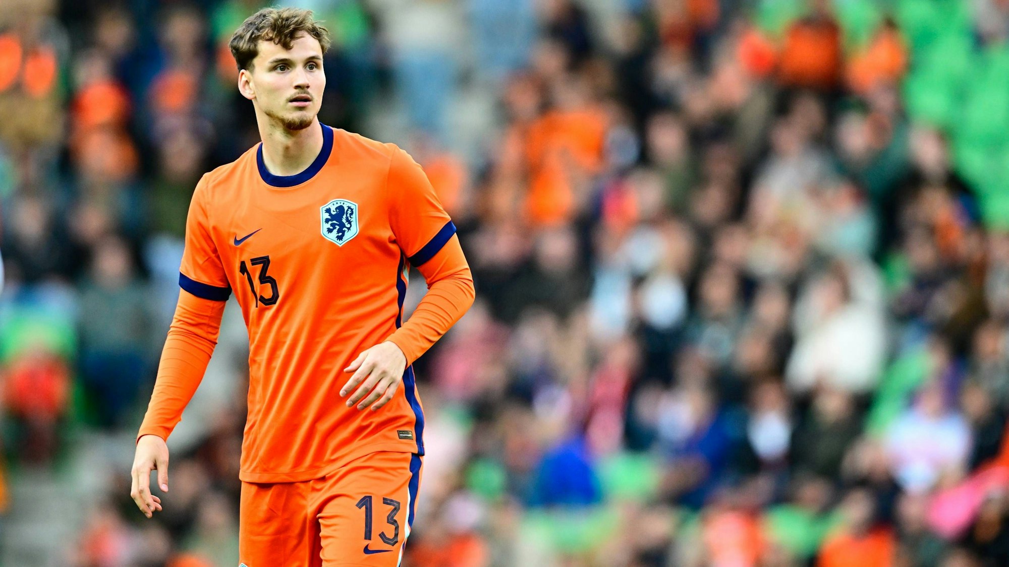 Innenverteidiger Rav van den Berg in Aktion.