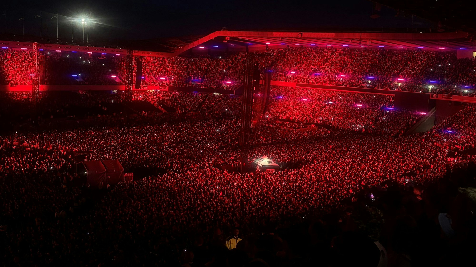 Oasis-Konzert im Murrayfield-Stadion