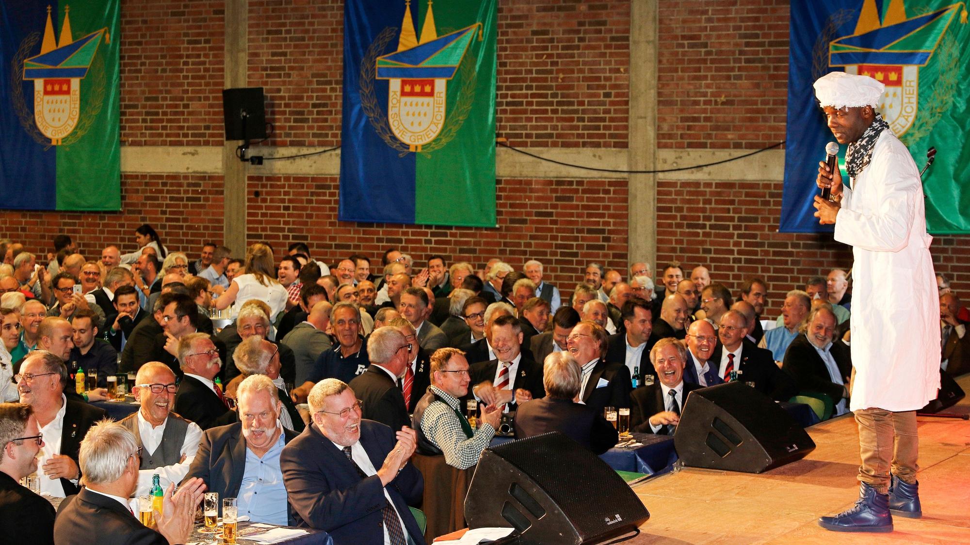 Herrenfrühschoppen der Karnevalsgesellschaft KG Kölsche Grielächer im Humboldt-Gymnasium.