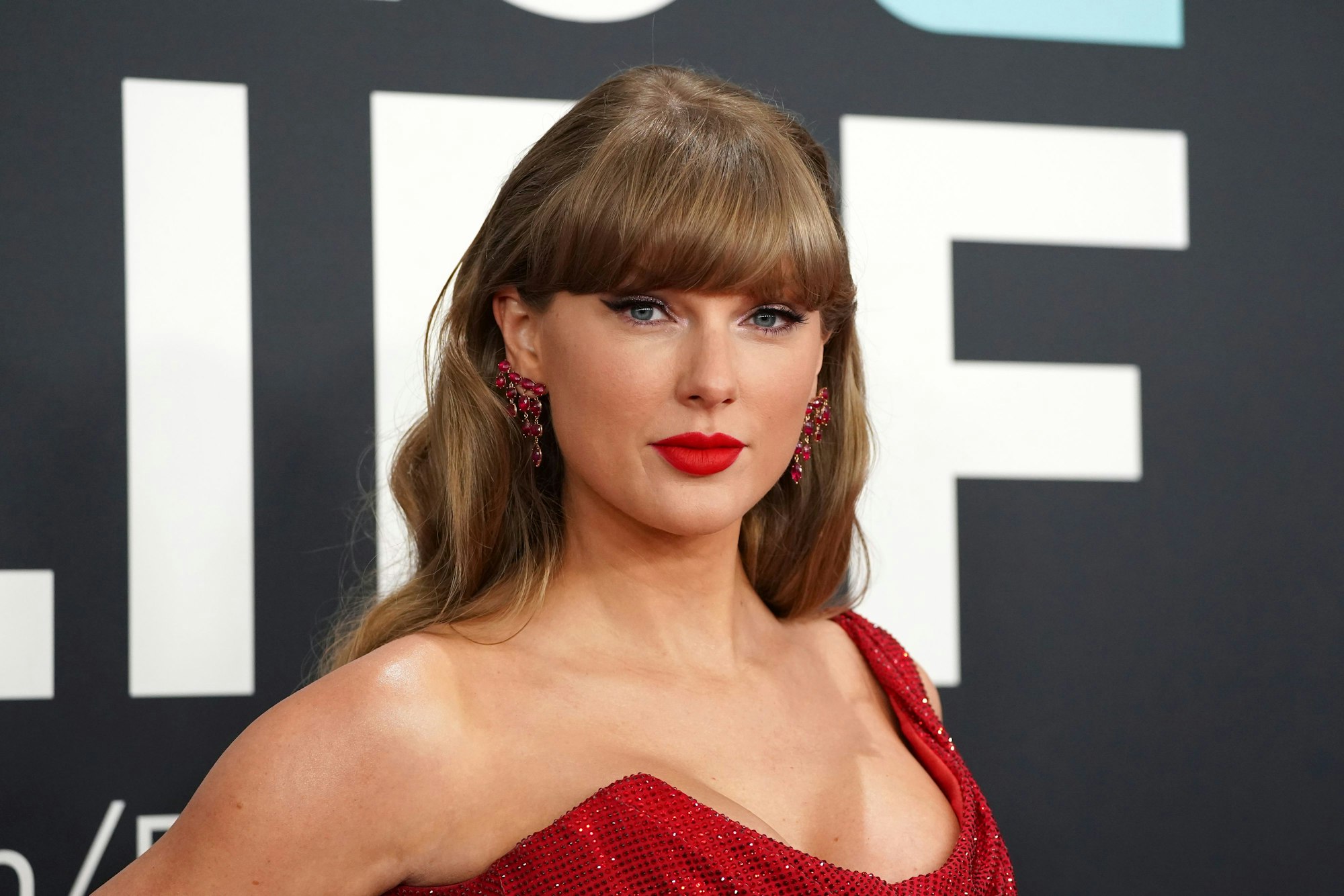 Taylor Swift bringt ein neues Album raus.