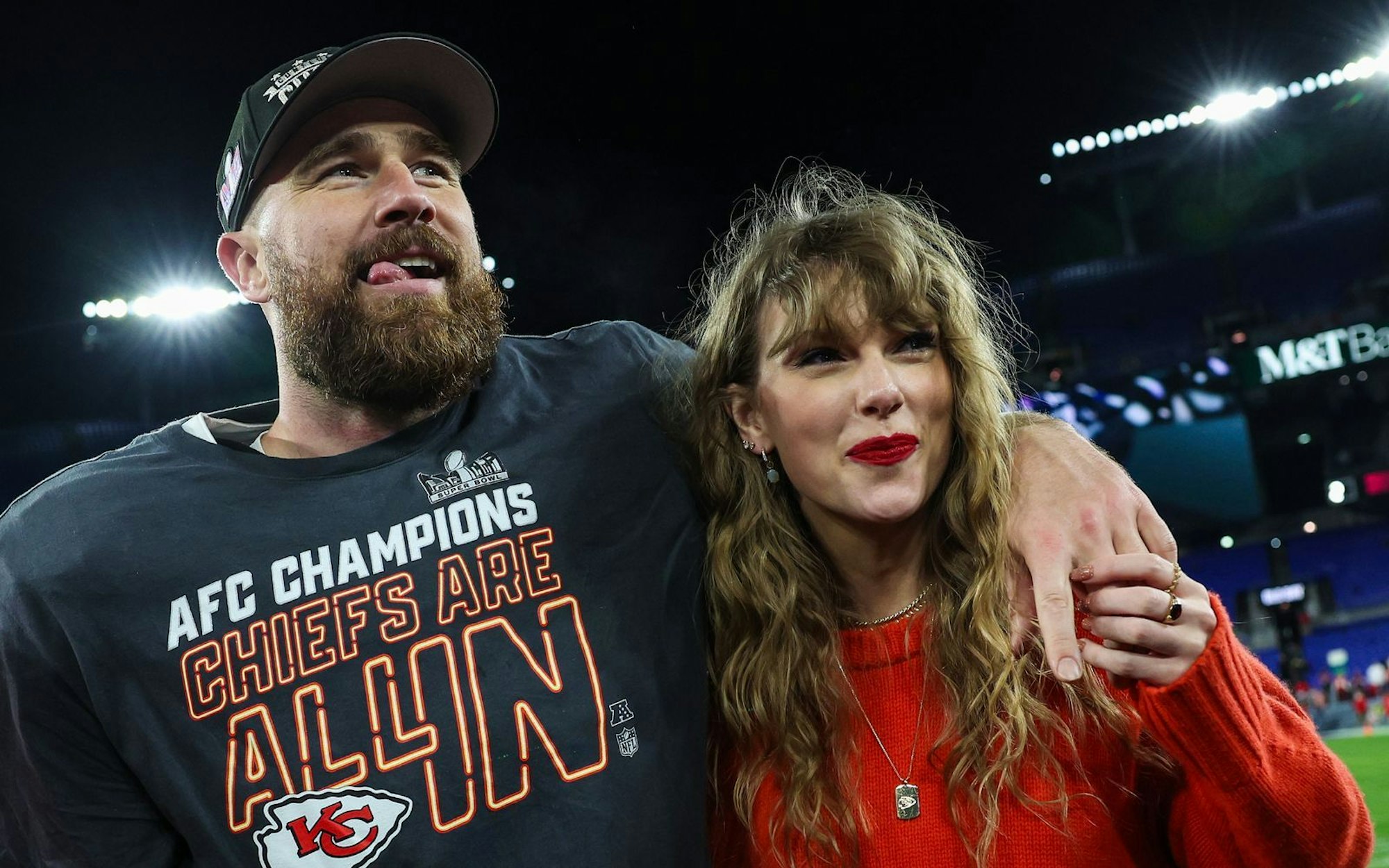 Travis Kelce und Taylor Swift sind seit zwei Jahren ein Paar. (Bild: 2024 Getty Images/Patrick Smith)