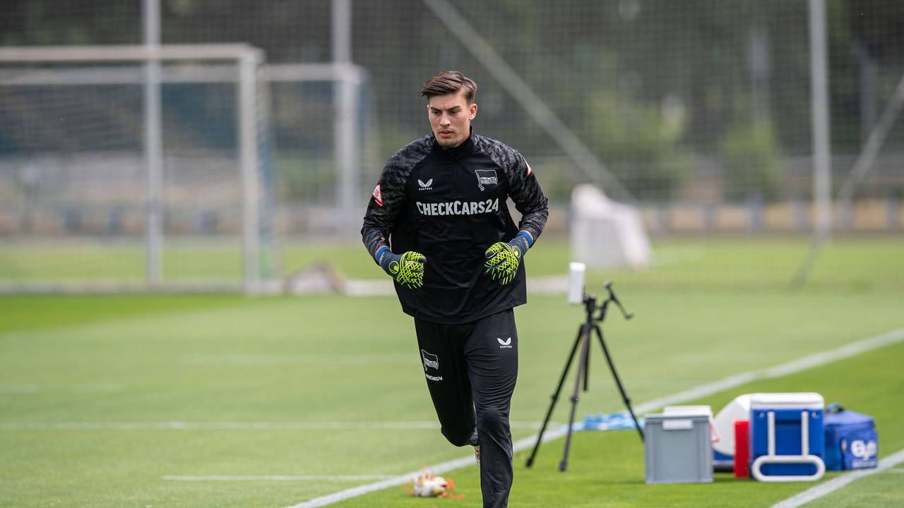 Kwasigroch zuletzt beim Trainingsauftakt seines ehemaligen Arbeitgebers Hertha BSC.