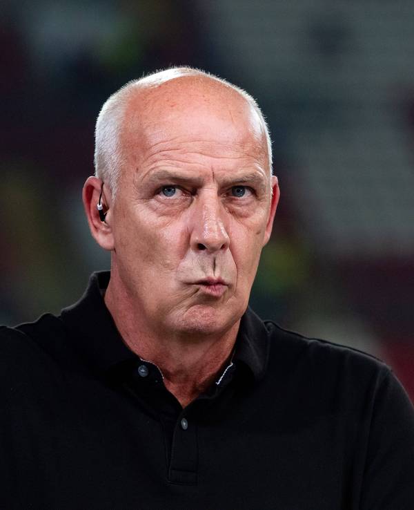Basler als TV-Experte beim Spiel der 2. Bundesliga zwischen dem 1. FC Kaiserslautern und Hertha BSC am 31.08.2024.