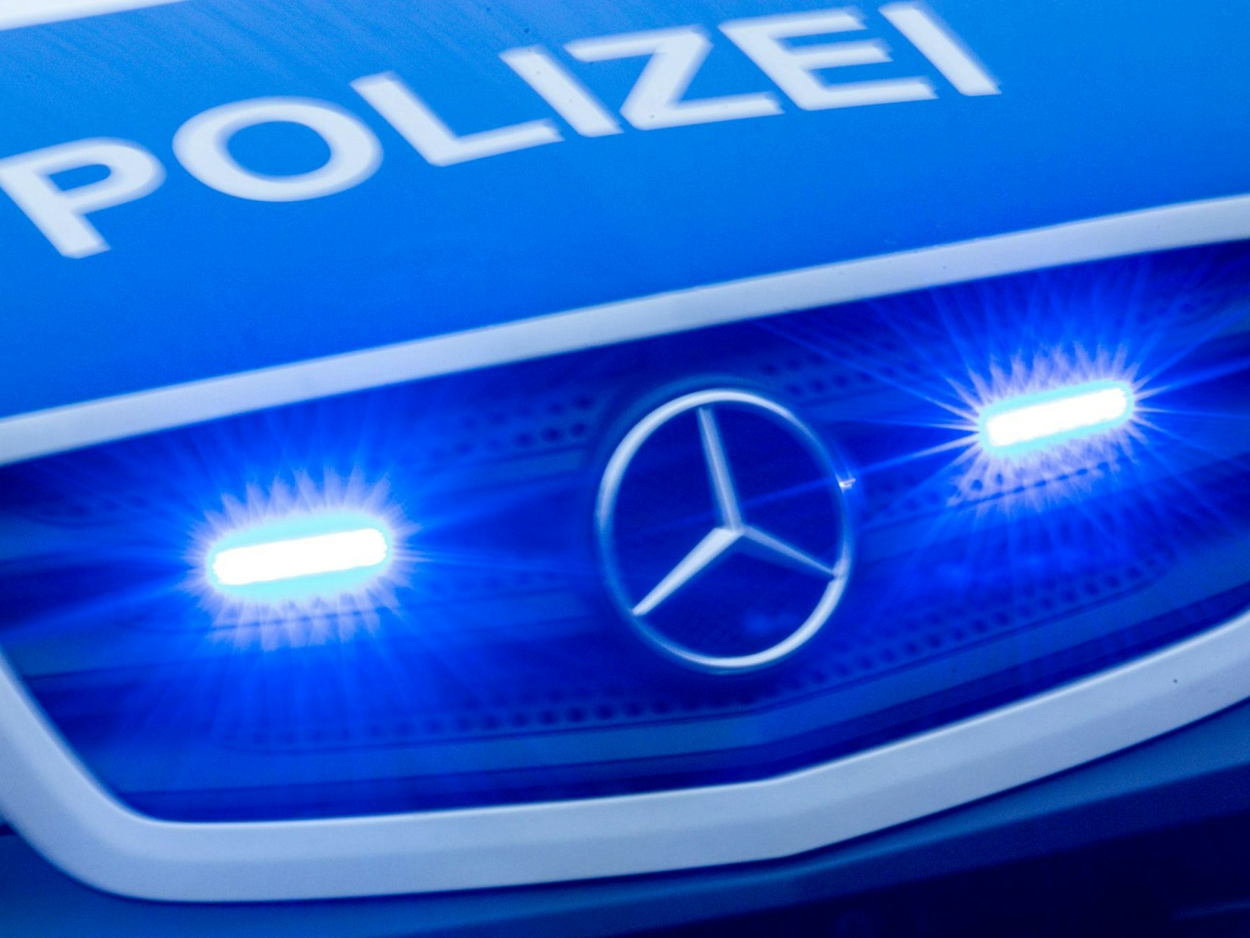 Schwerer Verkehrsunfall in Köln am Dienstagnachmittag (Symbolbild).