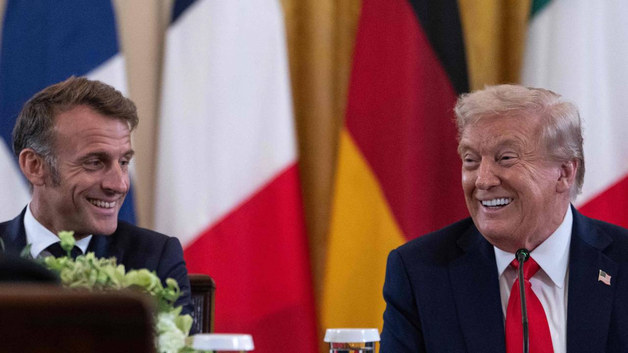 US-Präsident Donald Trump (r.) und Frankreichs Präsident Emmanuel Macron im East Room des Weißen Hauses.