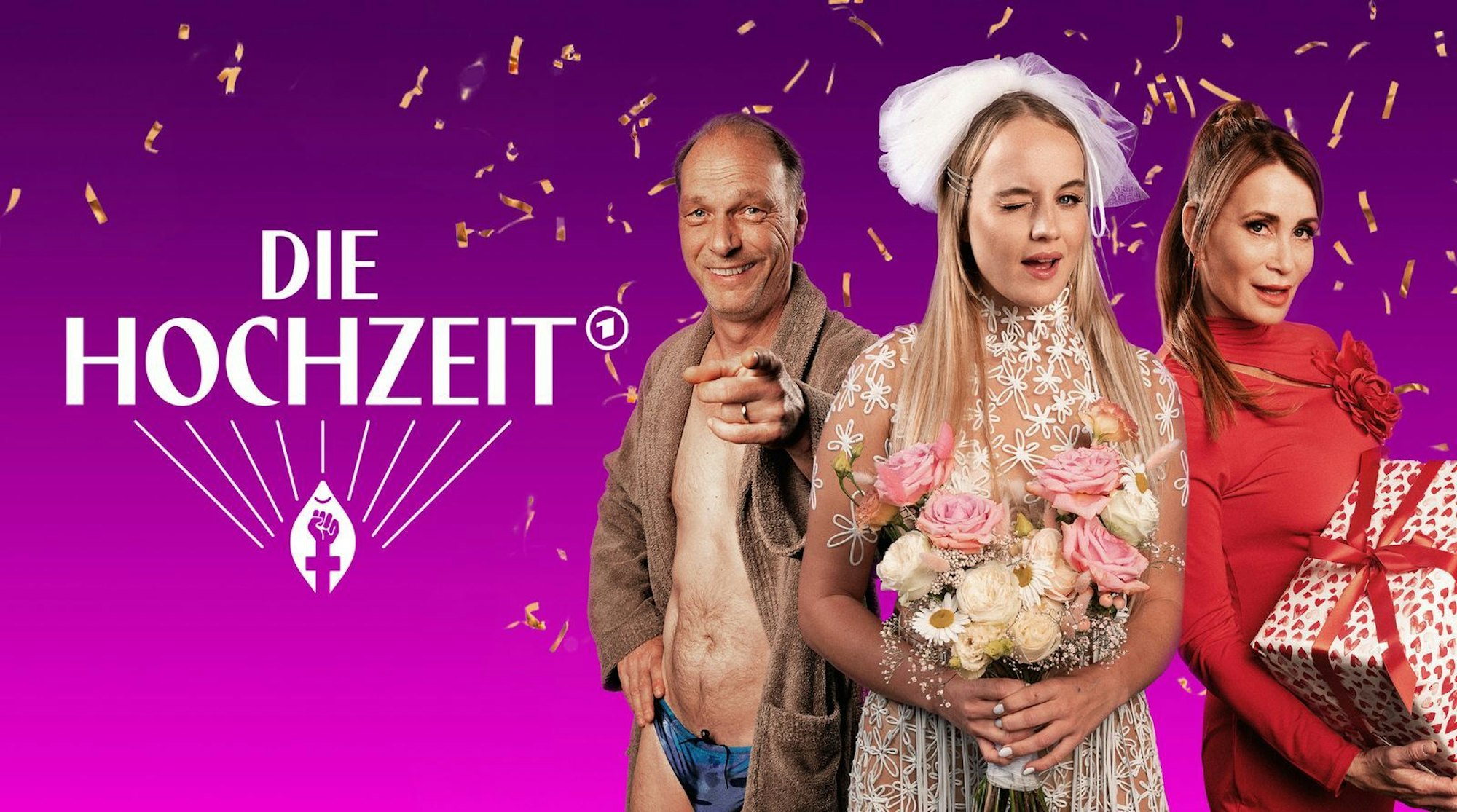 Jäcki (Luise von Finckh, Mitte) möchte heiraten. Ihre Mutter Anna (Anja Kling) und ihr Bonuspapa Carsten (Martin Brambach) sollen ihrer Tochter an diesem besonderen Tag zur Seite stehen. Doch in der Impro-Serie „Die Hochzeit“ läuft alles anders als geplant. (Bild: ARD Degeto Film/Florida Film GmbH/Ricardo Gstrein)