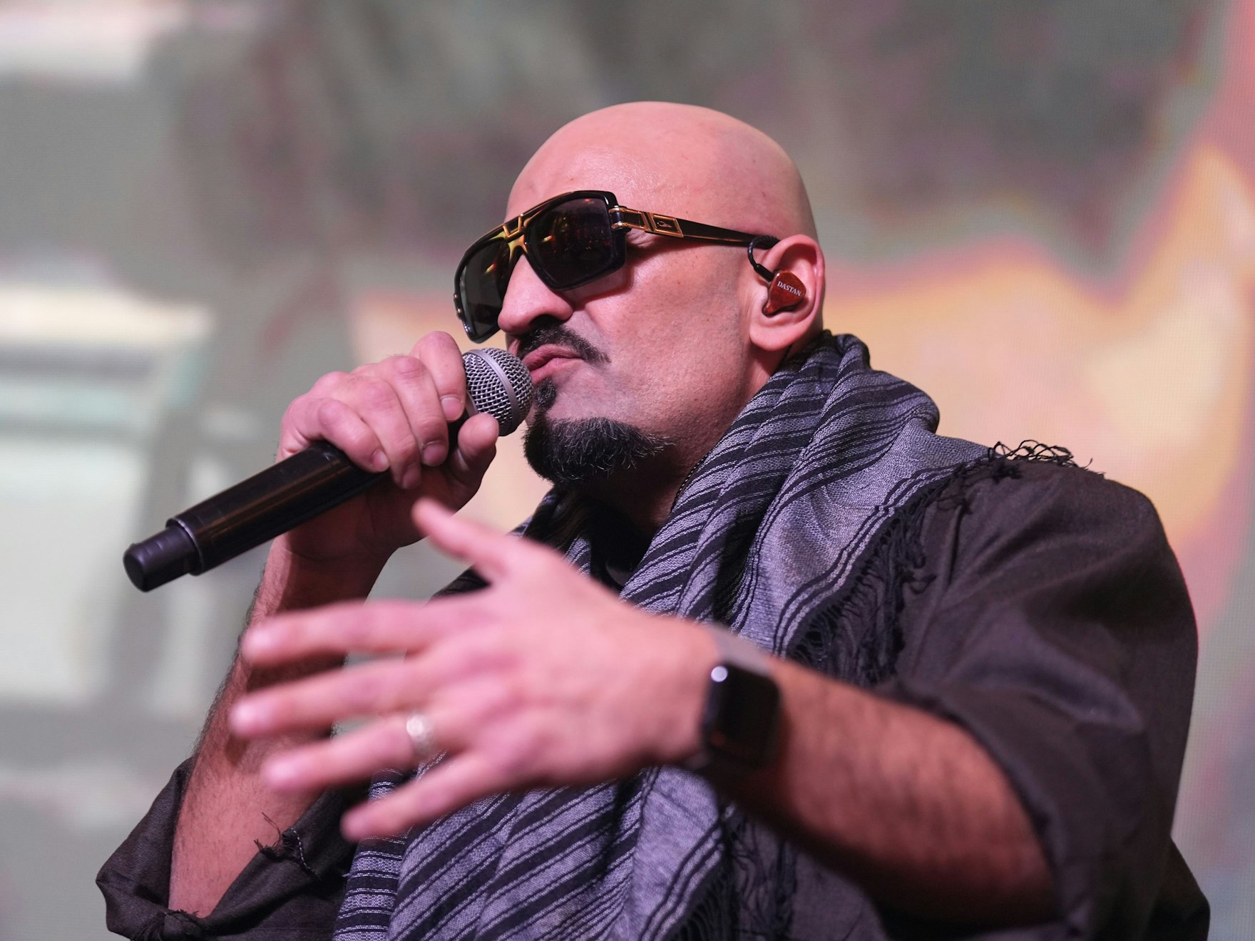 Rapper und Produzent Xatar (Giwar Hajabi) starb im Mai völlig überraschend. Das Foto entstand 2024 in Hamburg.