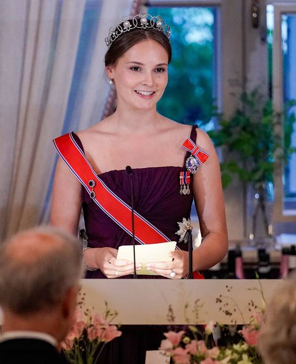 Prinzessin Ingrid Alexandra während eines Galadinners.