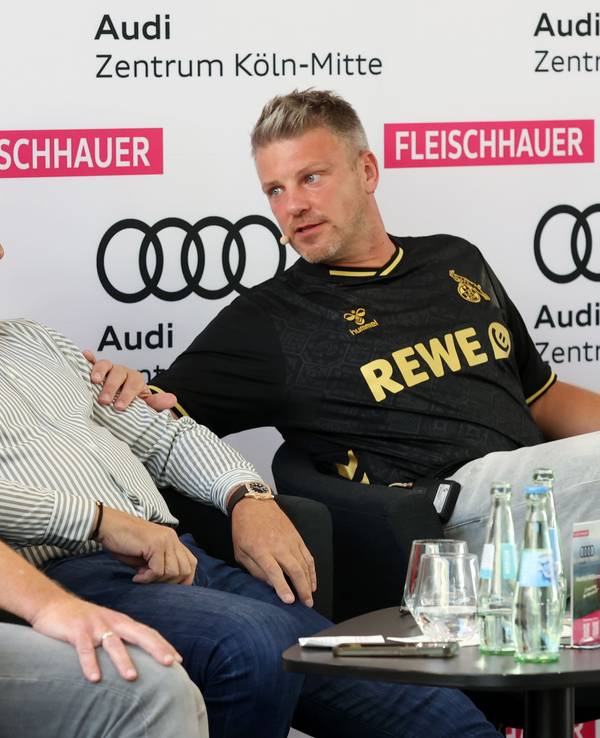 Talk zum FC v.li: Marcel Schwamborn (Express-Leiter Report), Stephan Engels (Klublegende des 1. FC Köln) und Lukas Kwasniok (Cheftrainer 1. FC Köln).