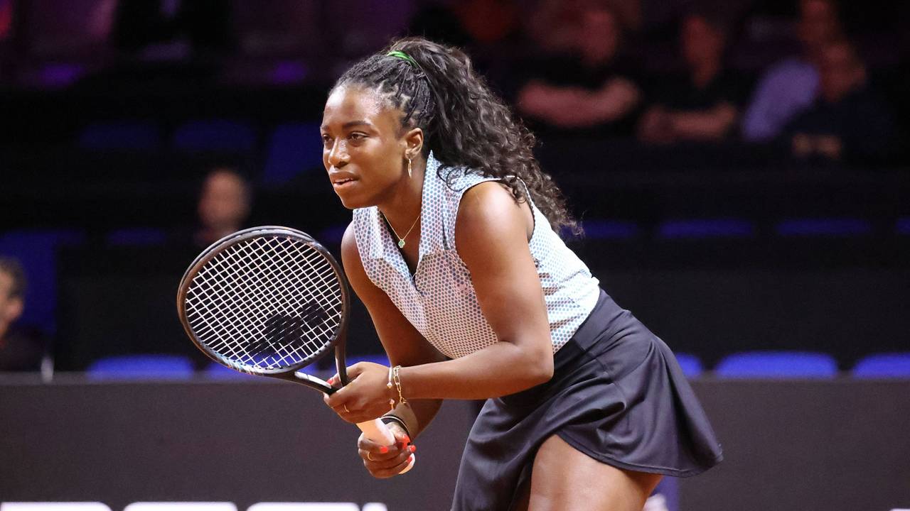 Sachia Vickery wartet auf den Aufschlag ihrer Gegnerin.