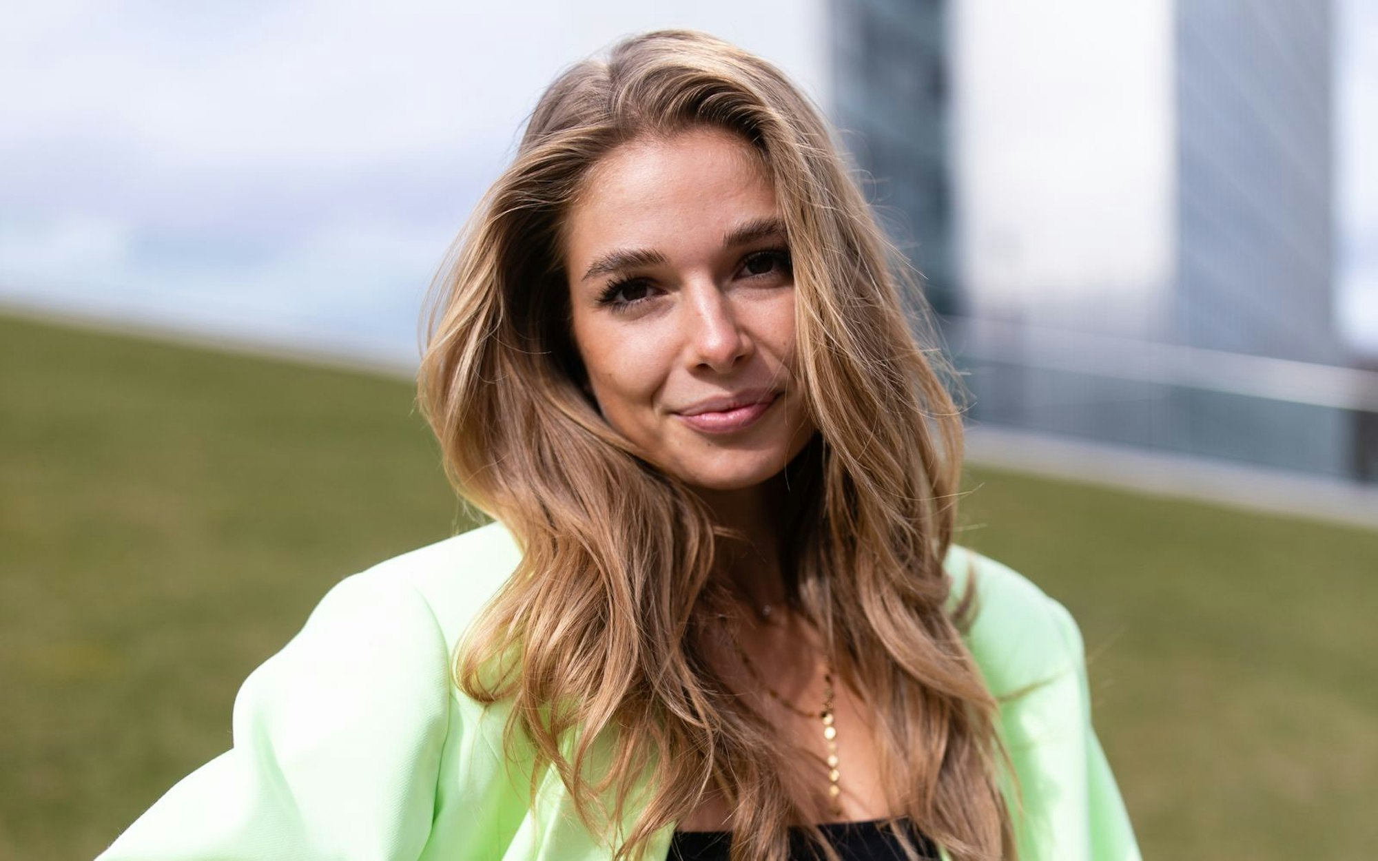 Moderatorin Lola Weippert hat ihre Diagnose öffentlich gemacht. (Bild: 2022 Getty Images/Joshua Sammer)