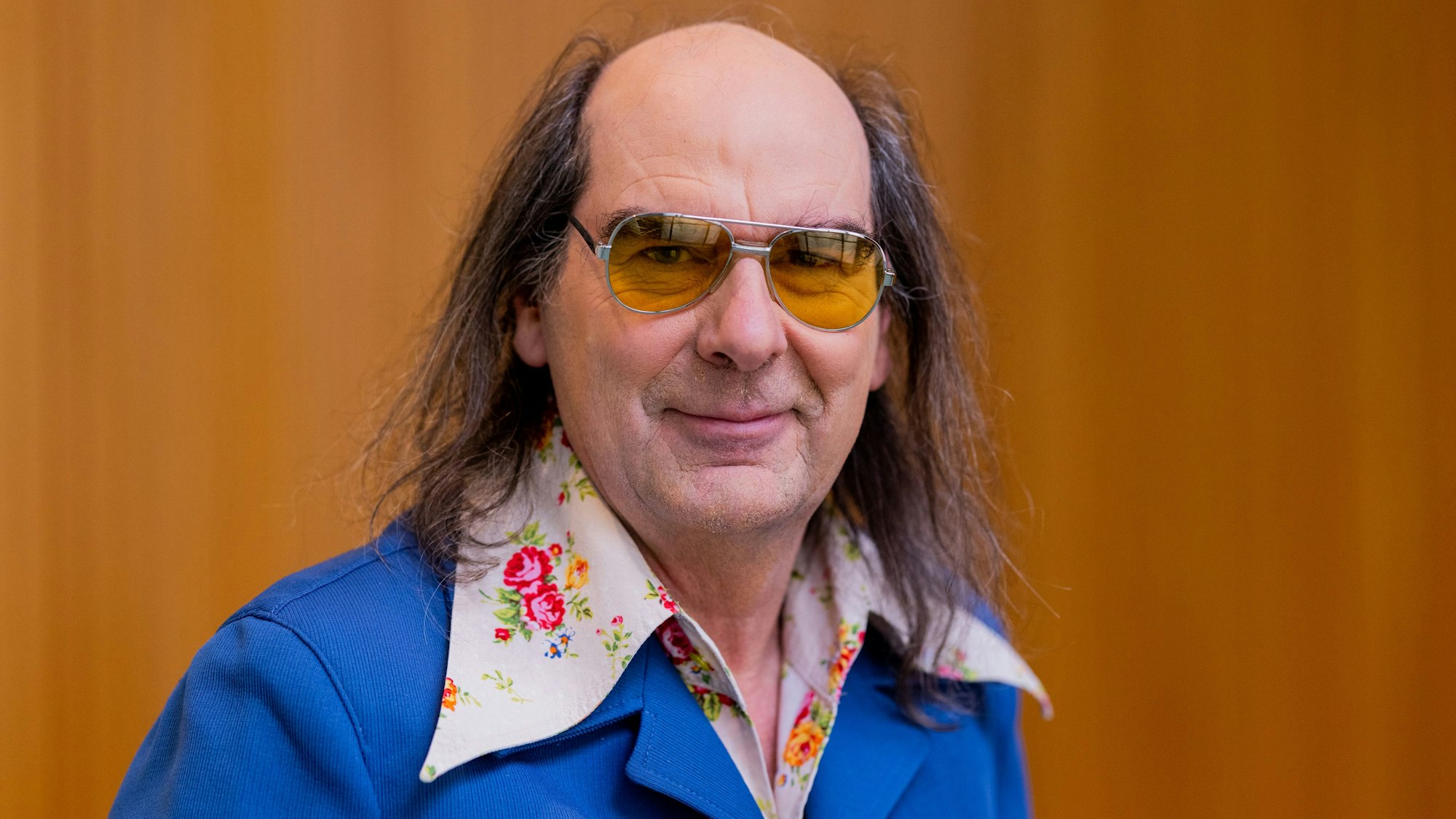 Guildo Horn, Schlagersänger, posiert für den Fotografen.