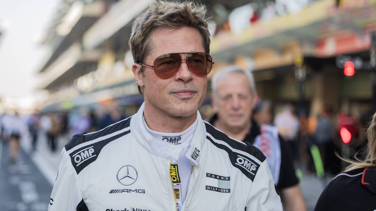 Brad Pitt spielt im Blockbuster „F1“ den gealterten Formel 1-Rennfahrer Sonny Hayes.