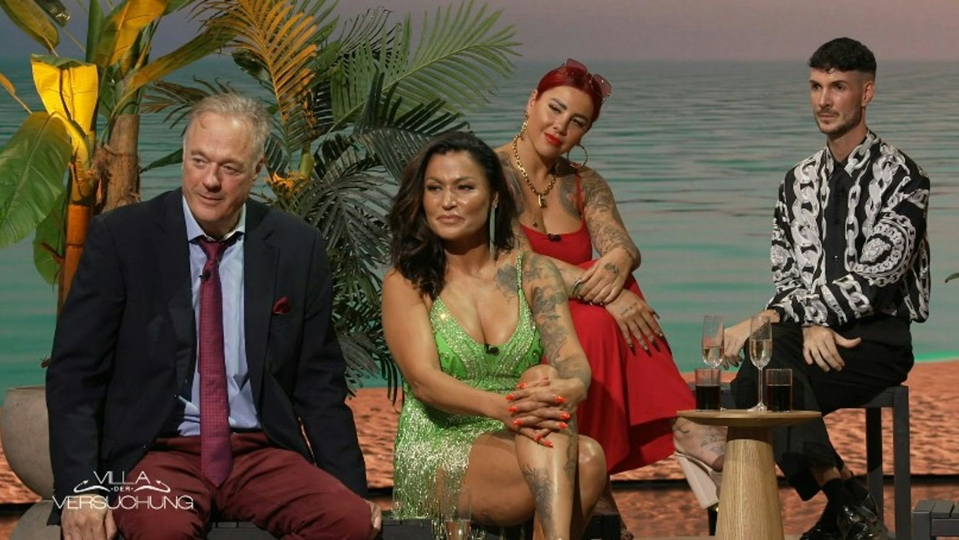 Ronald Schill, bekannt als „Richter Gnadenlos“, half Siegerin Jasmin nach der Show mit einem Anwalt. (Bild: Joyn)