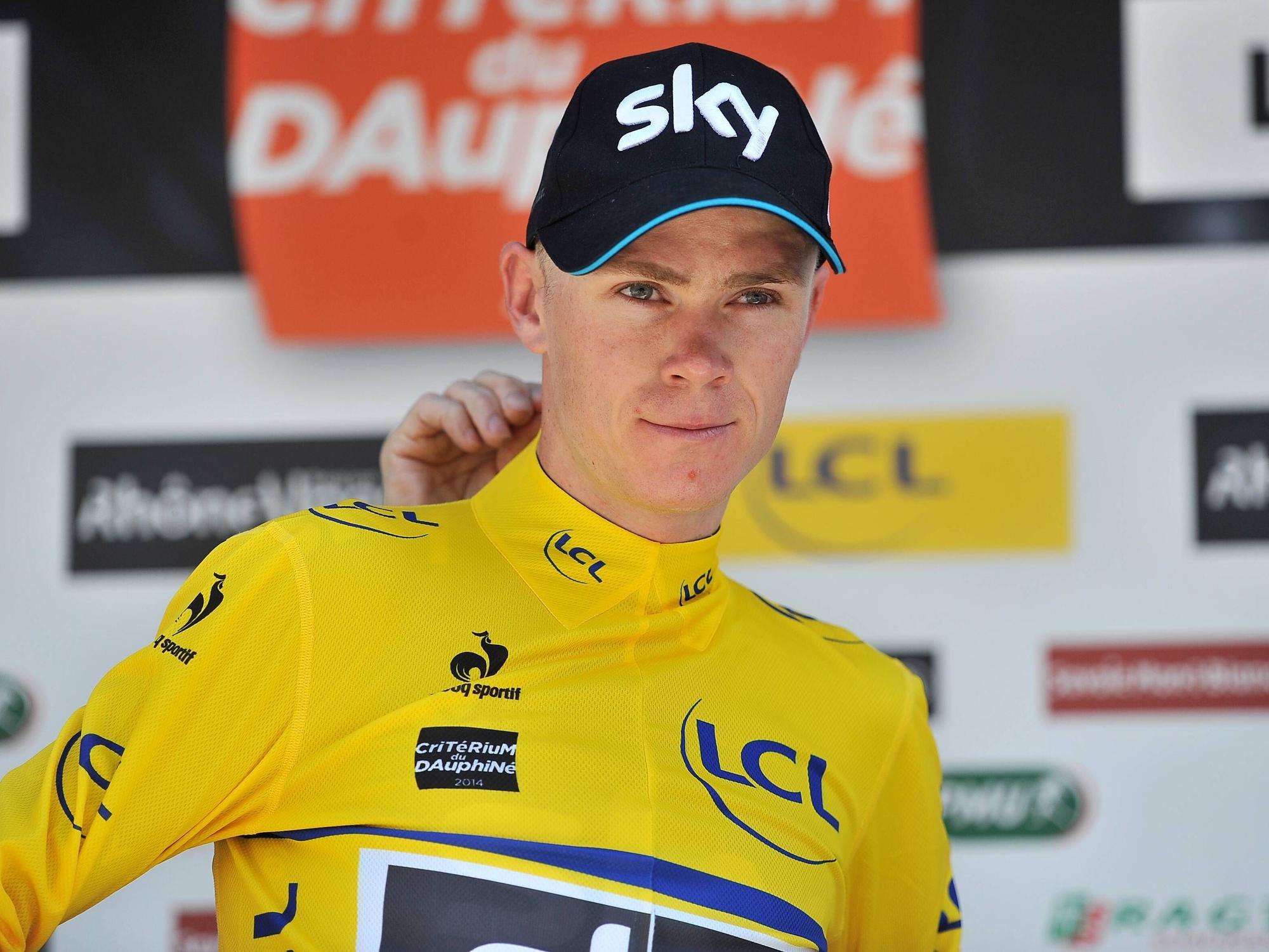 Chris Froome im Gelben Trikot.