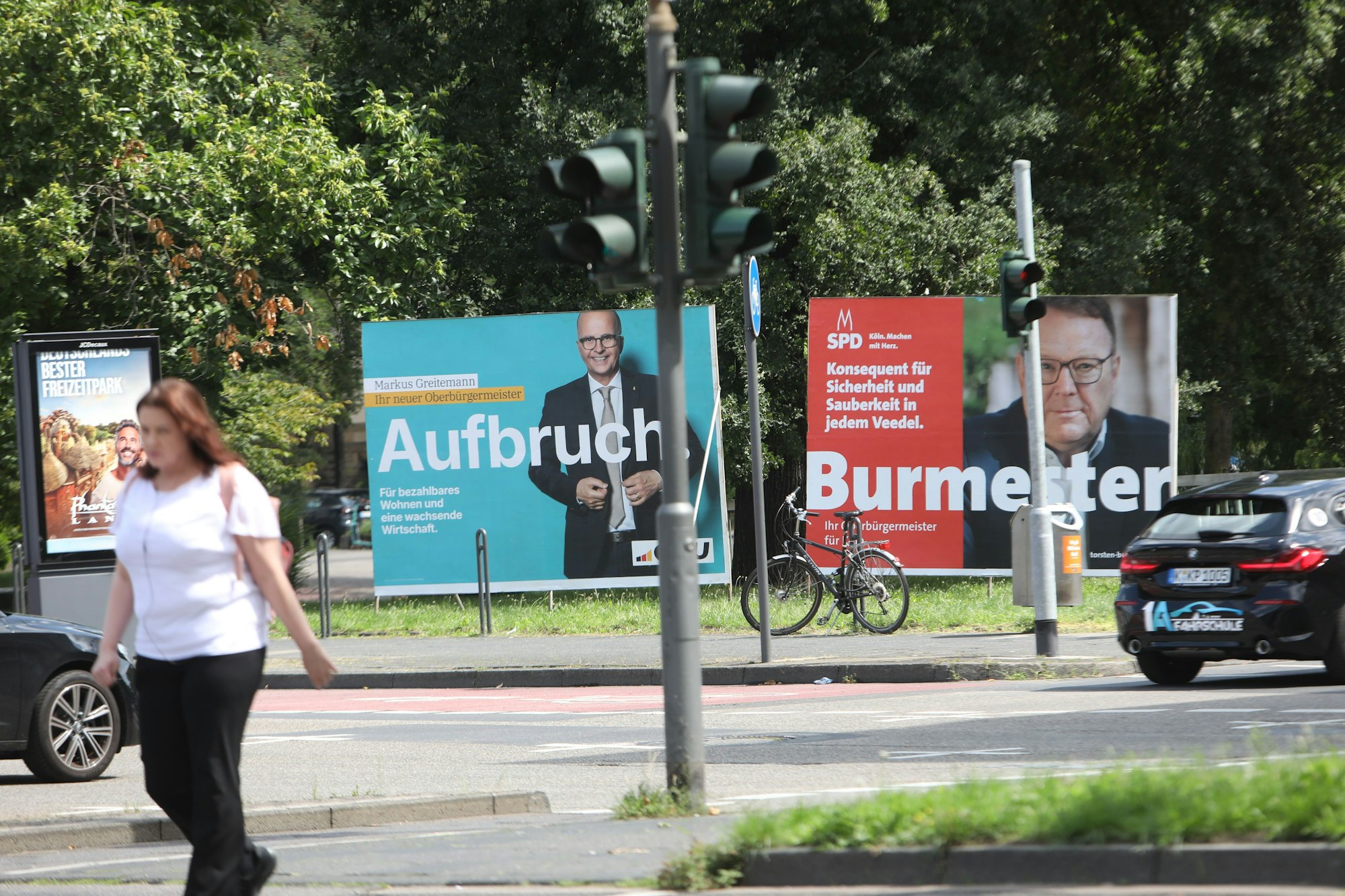 Wahlplakate zur Kommunalwahl stehen am Ebertplatz.